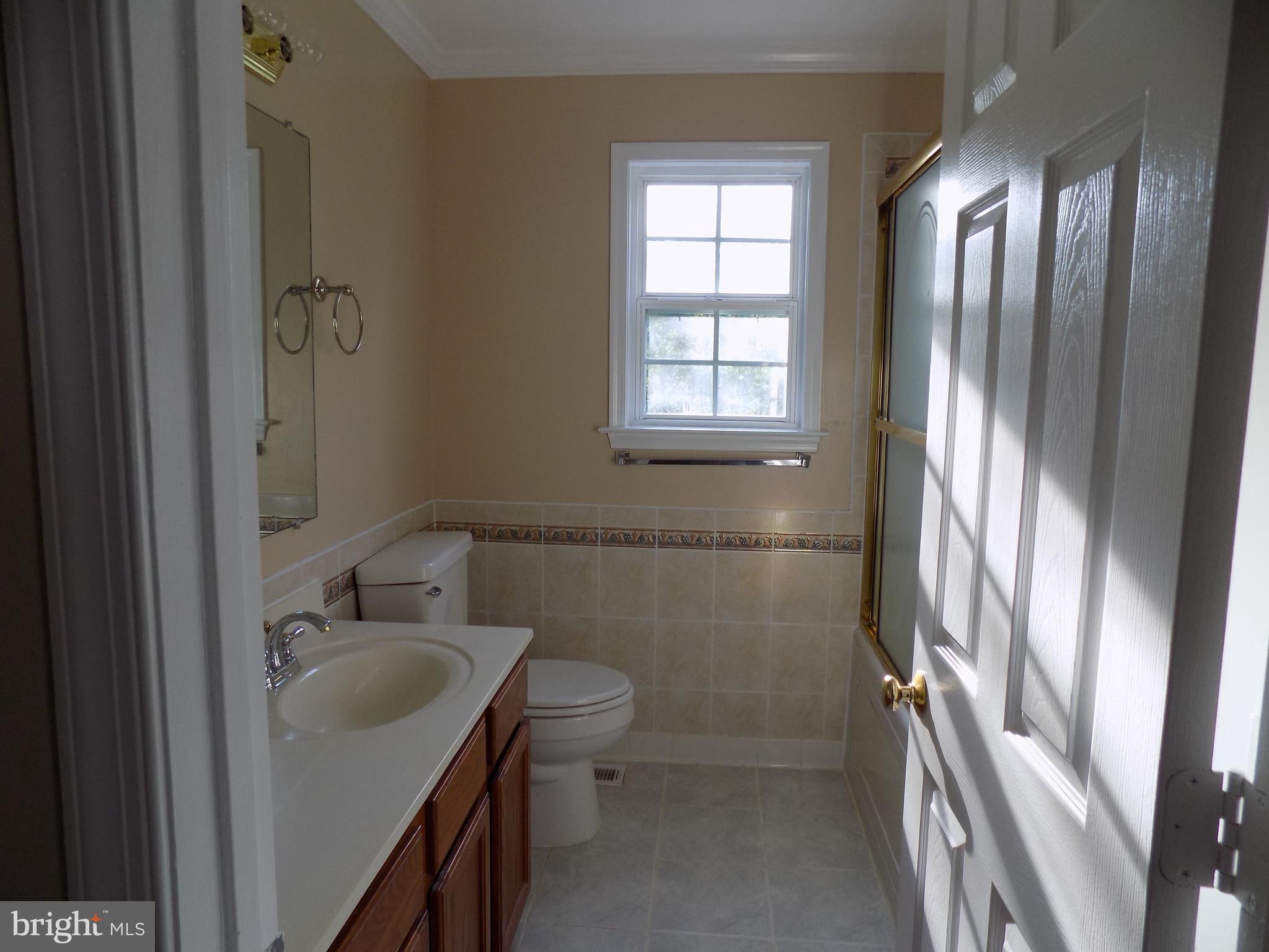 HICKORY RIDGE - Residential Lease