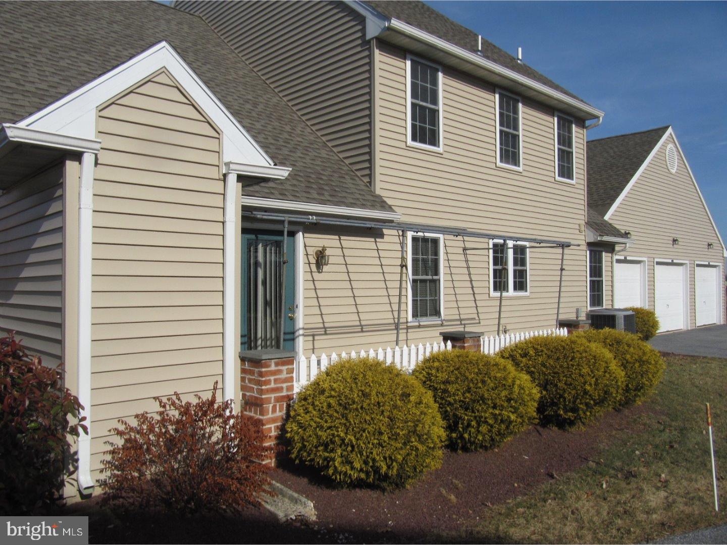 STONE HILL FARMS - Residential