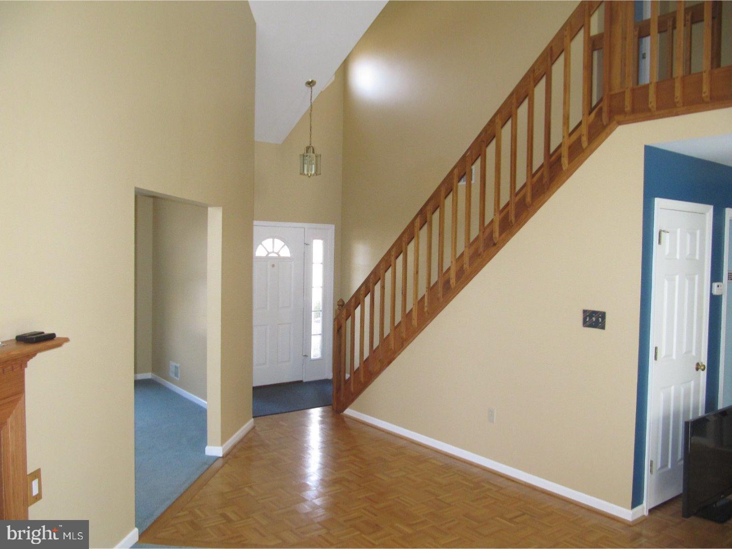 STONE HILL FARMS - Residential