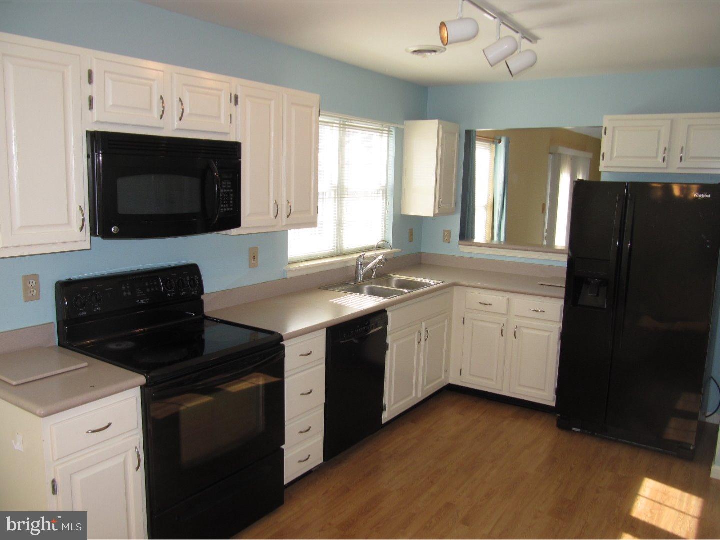 STONE HILL FARMS - Residential