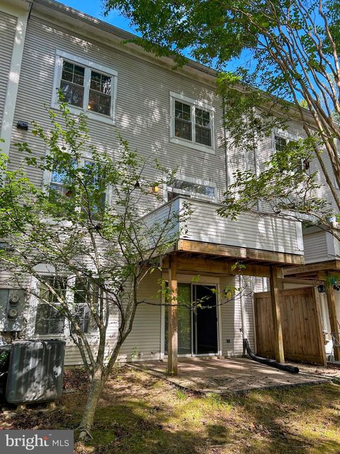 15 CRESTED IRIS COURT MONTGOMERY VILLAGE MD 20886