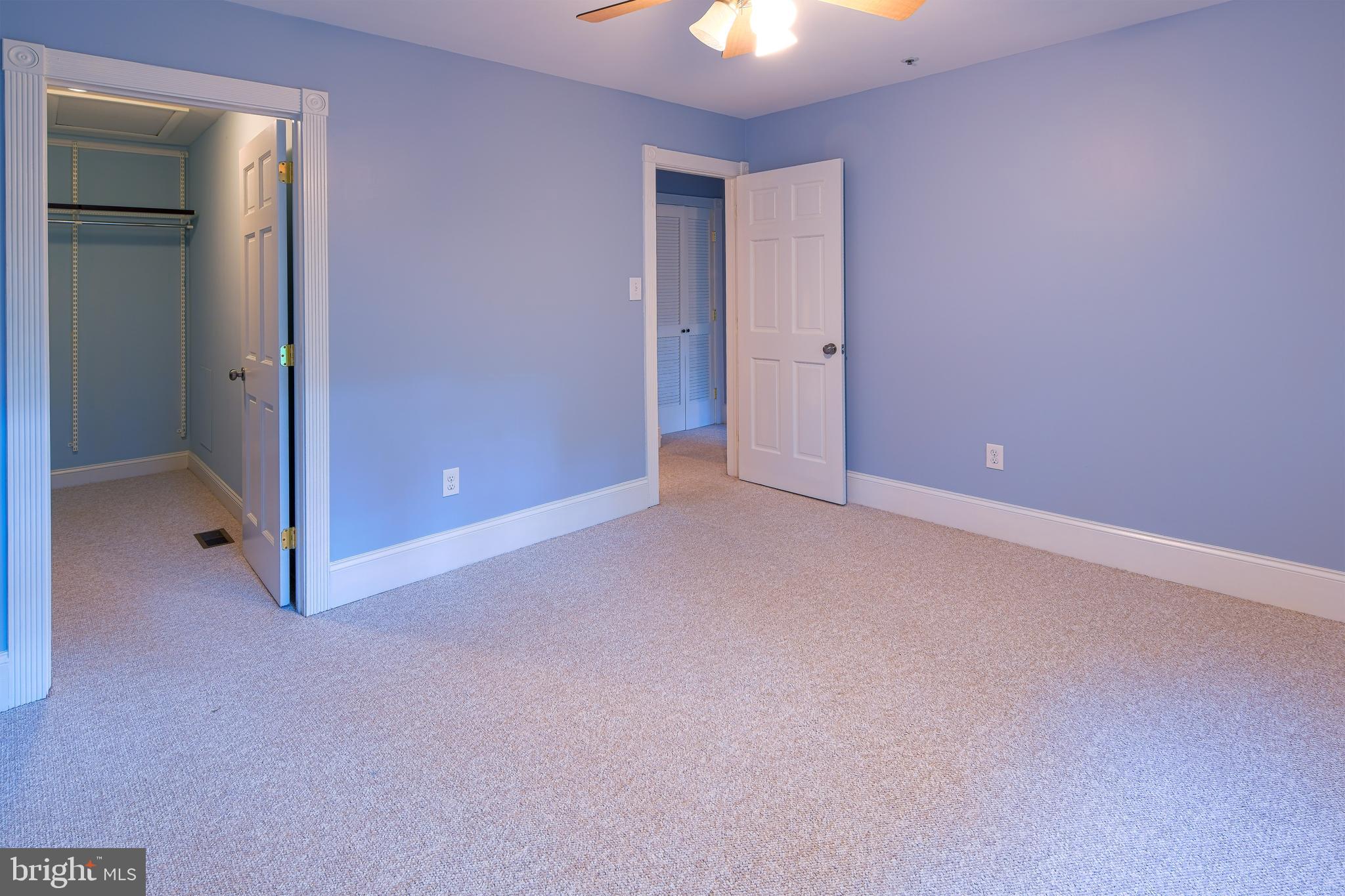 FOREST BROOKE - Residential