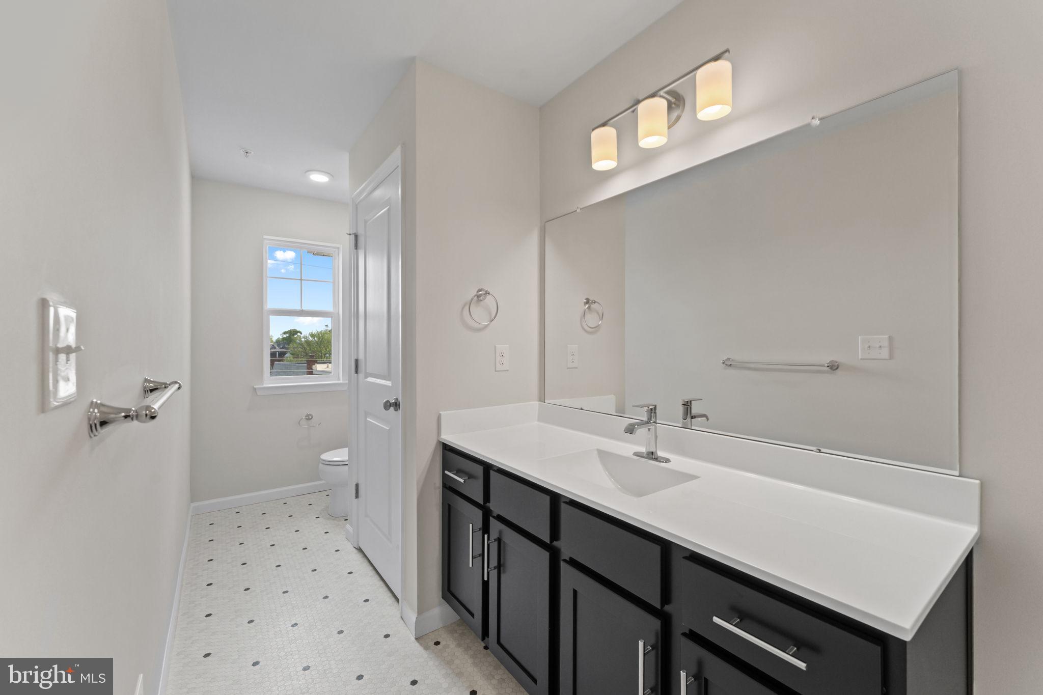 ISAAC COURT - Residential