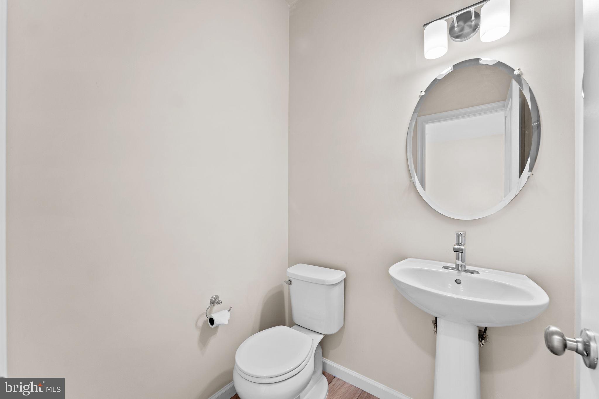 ISAAC COURT - Residential