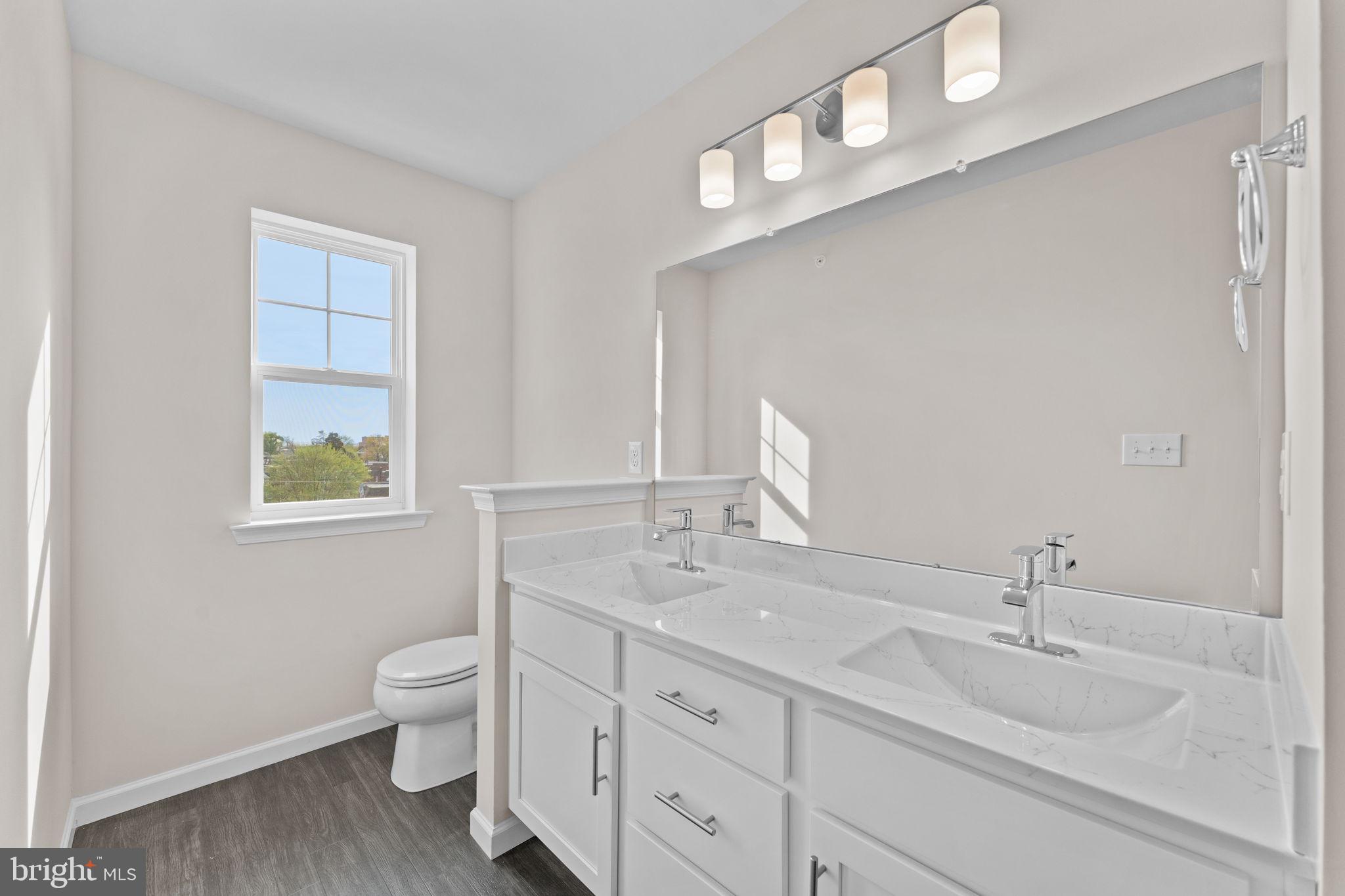 ISAAC COURT - Residential