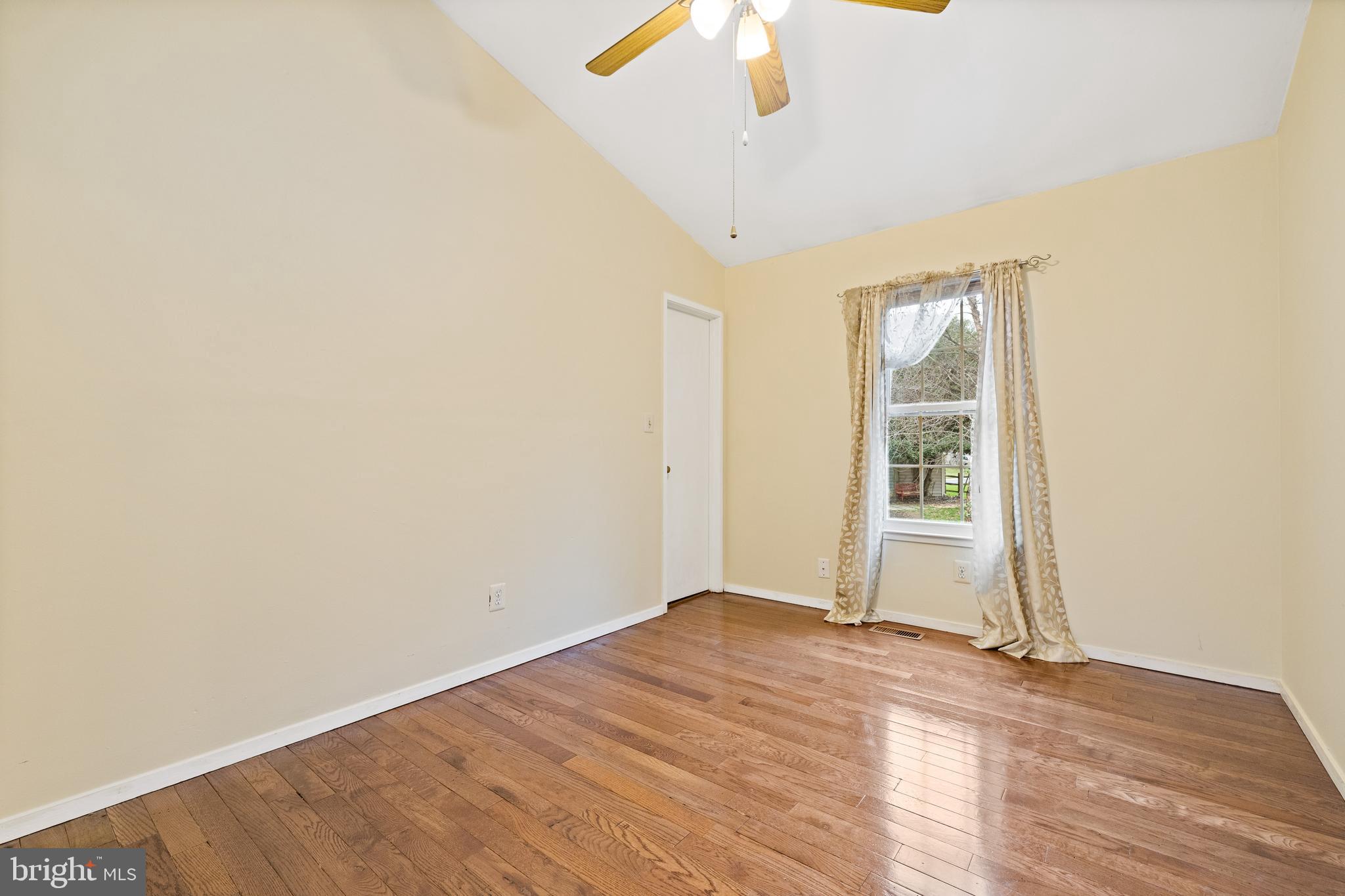 SALEMS GRANT - Residential