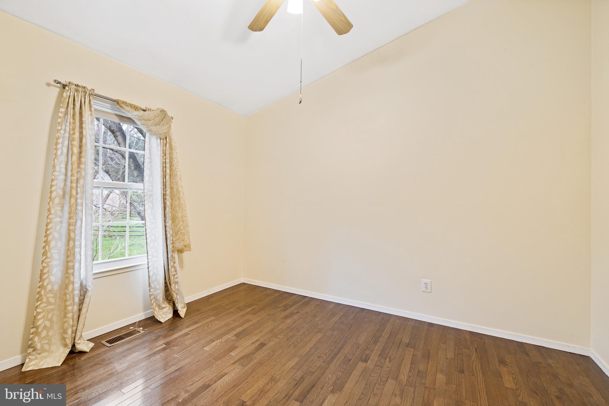 SALEMS GRANT - Residential