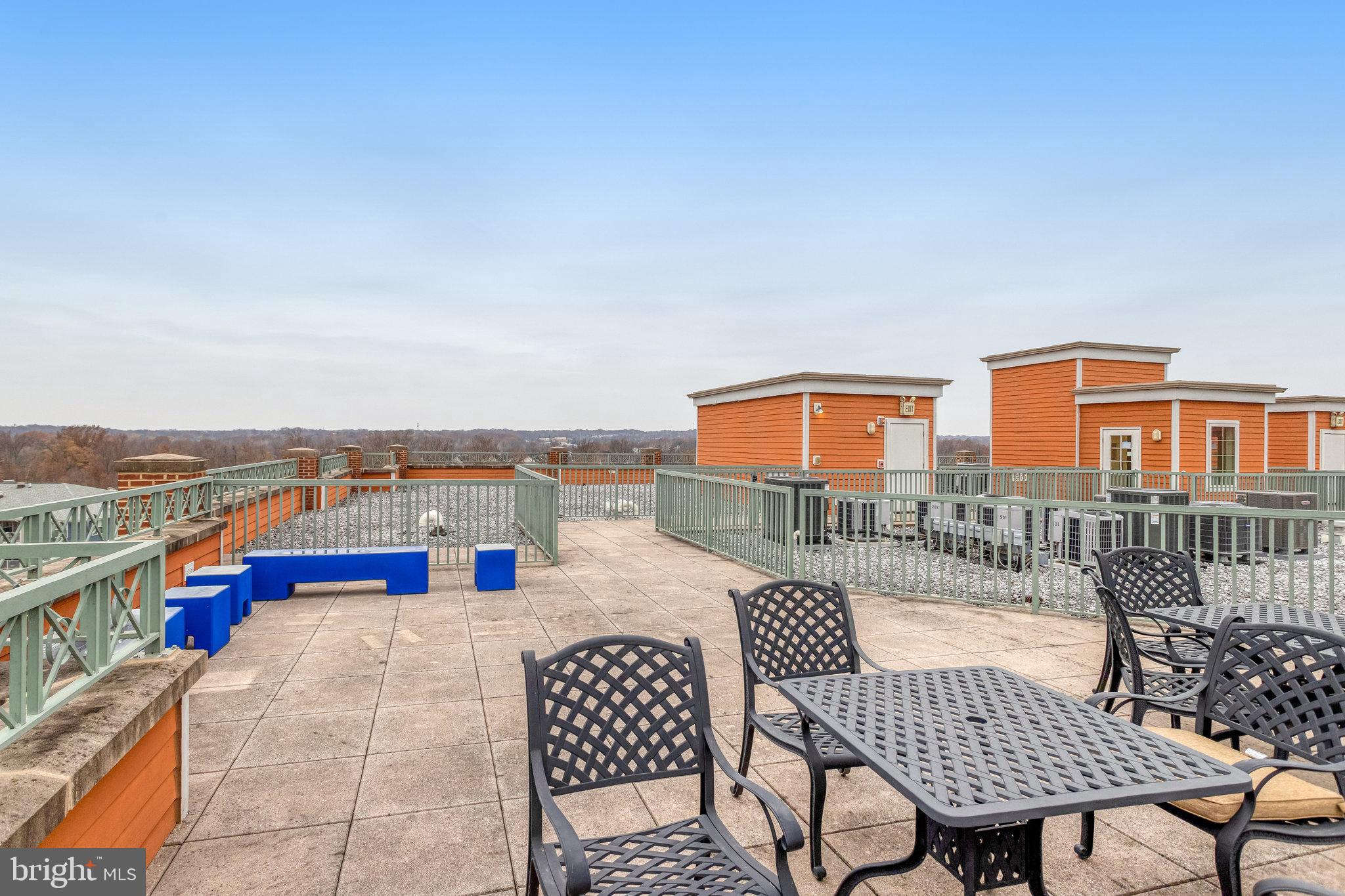 BEACON PARK I CONDOMINIU - Residential