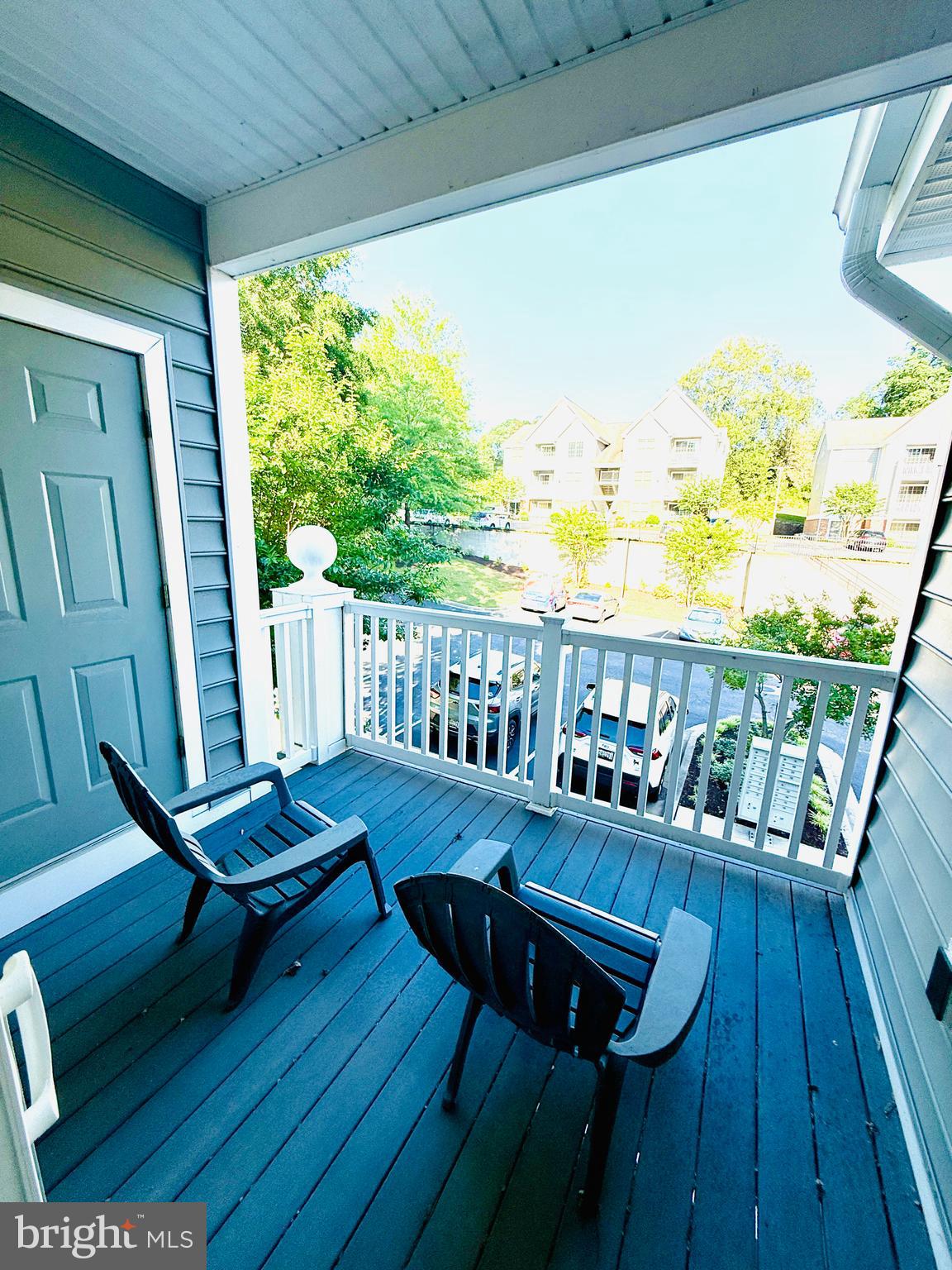 FOXWELL CONDOMINIUMS - Residential Lease