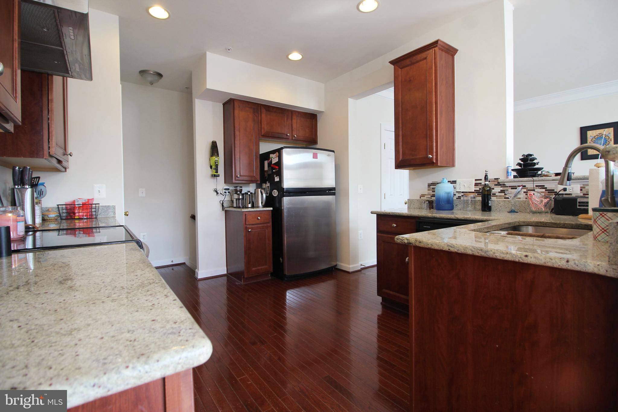 COPPERMINE CROSSING - Residential Lease