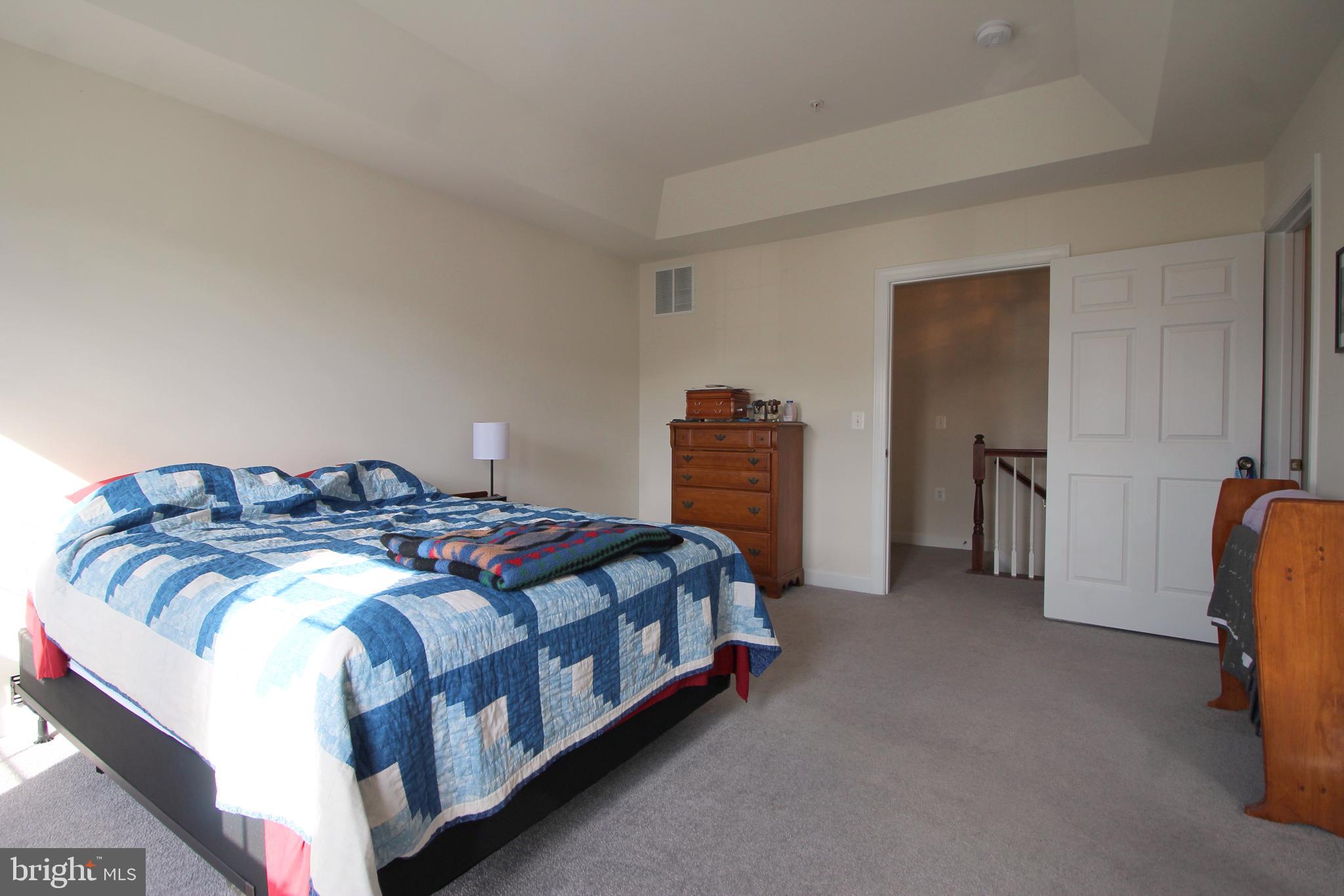 COPPERMINE CROSSING - Residential Lease