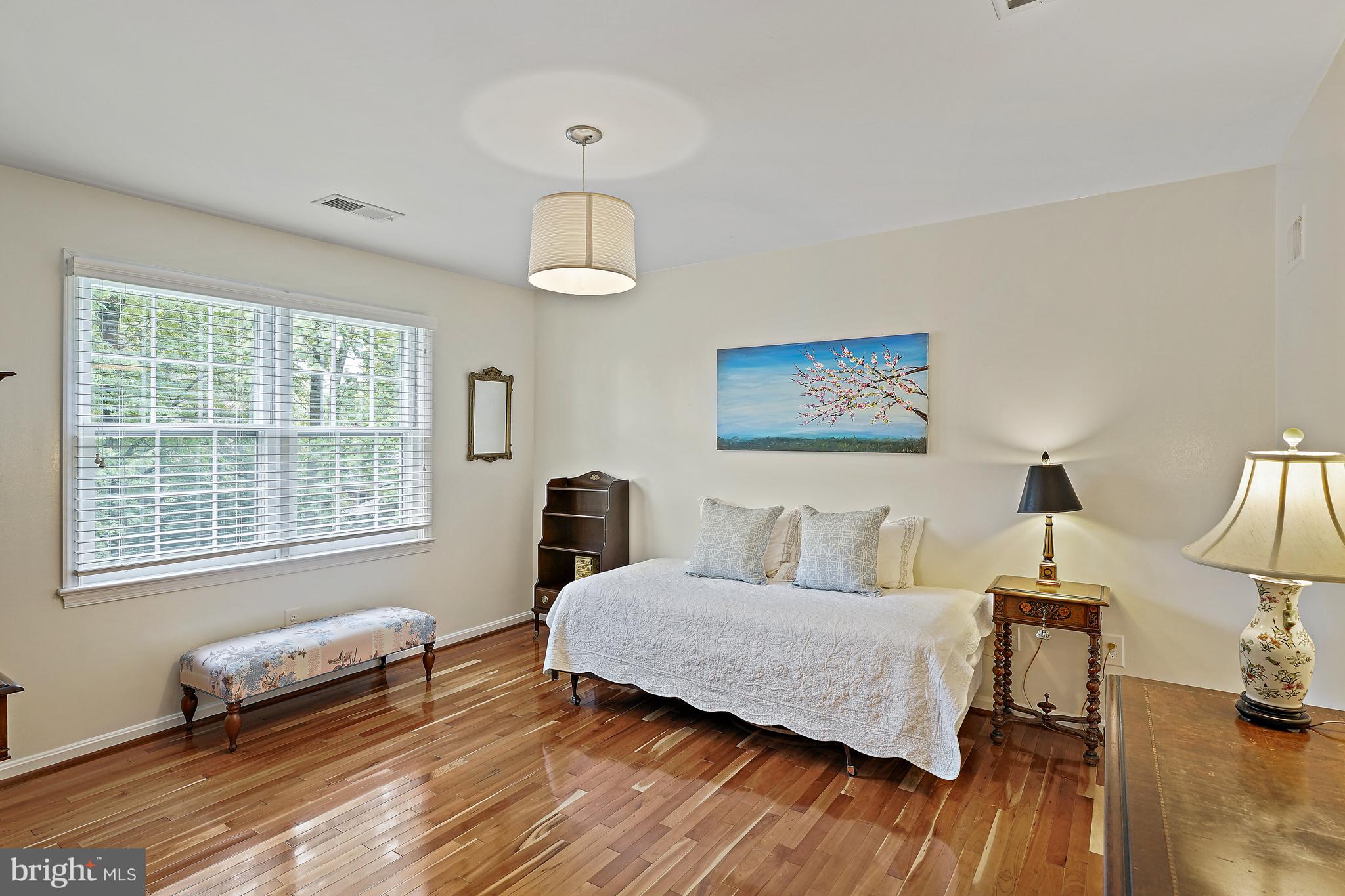 TIMBERLY SOUTH - Residential