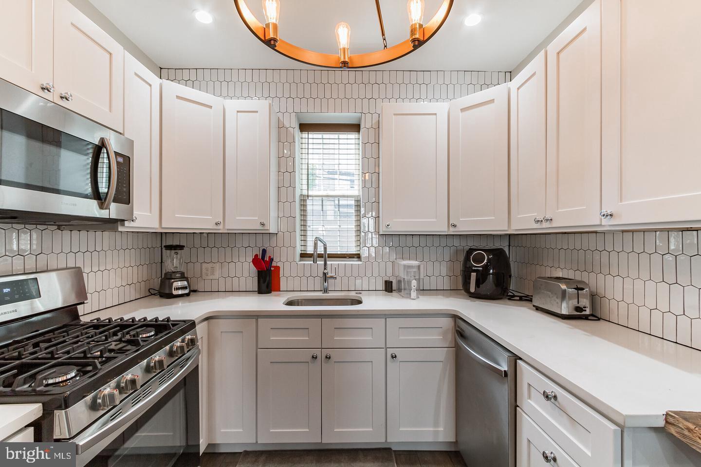 GRAYS FERRY - Residential