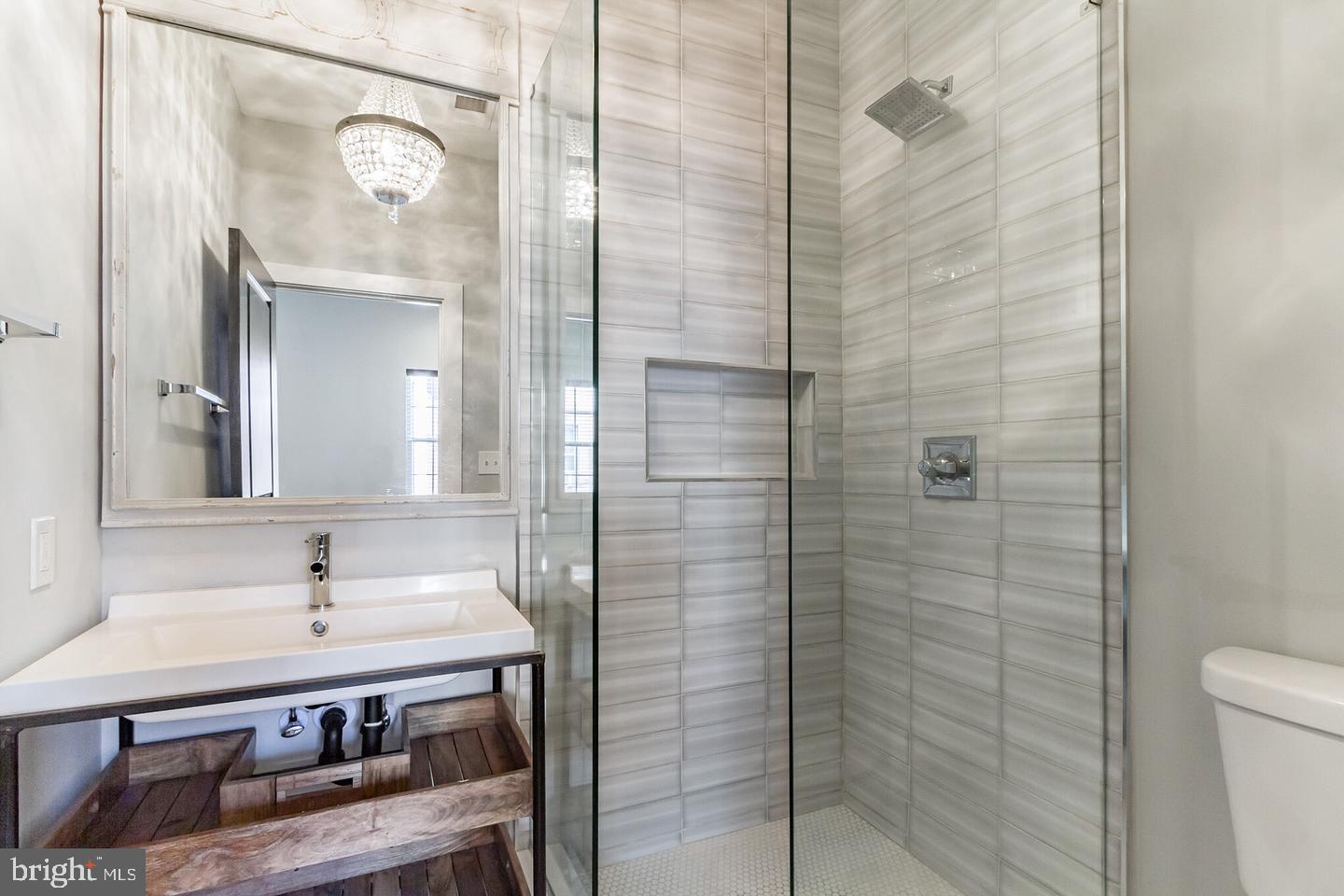 GRAYS FERRY - Residential