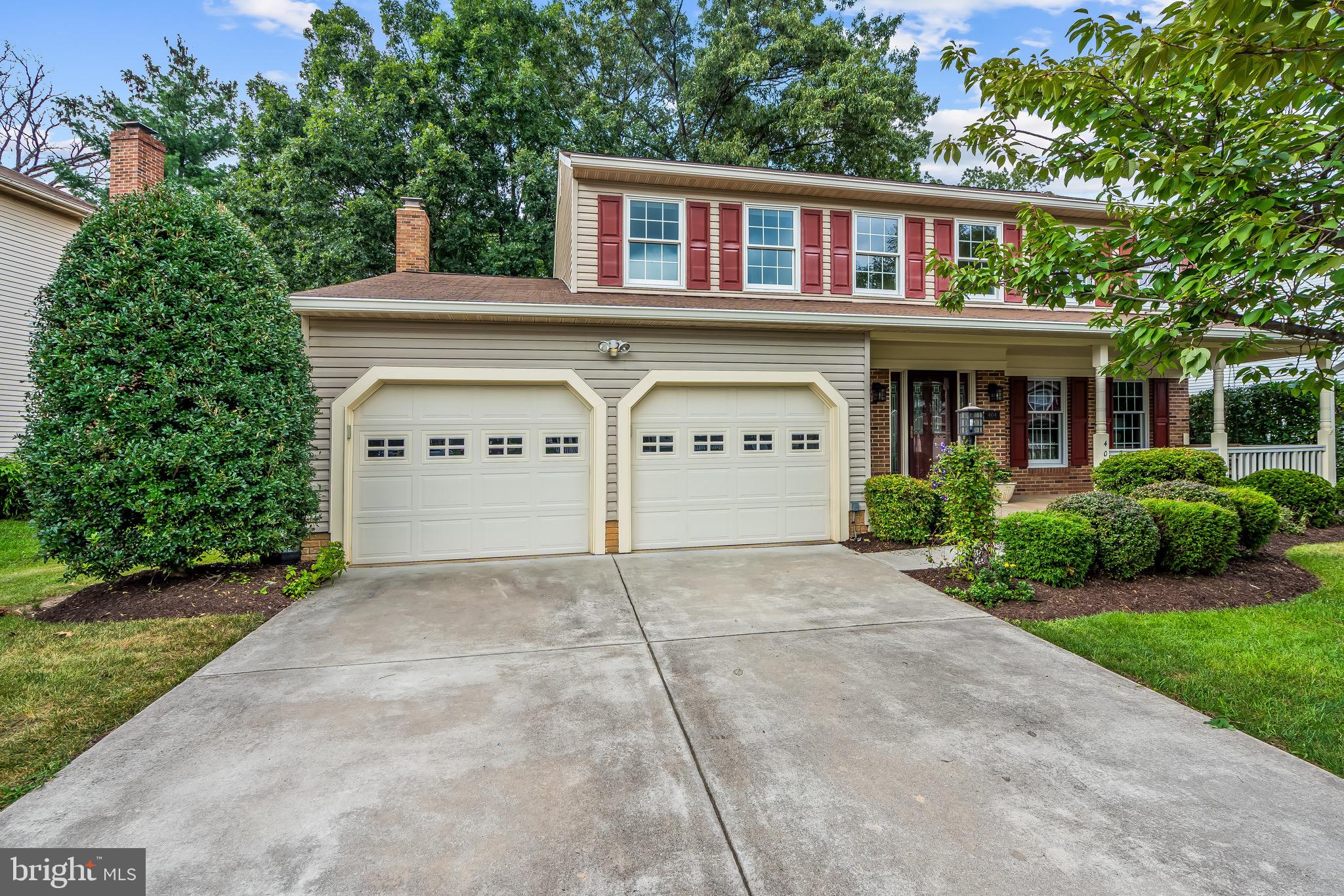 404 TAMARACK LANE