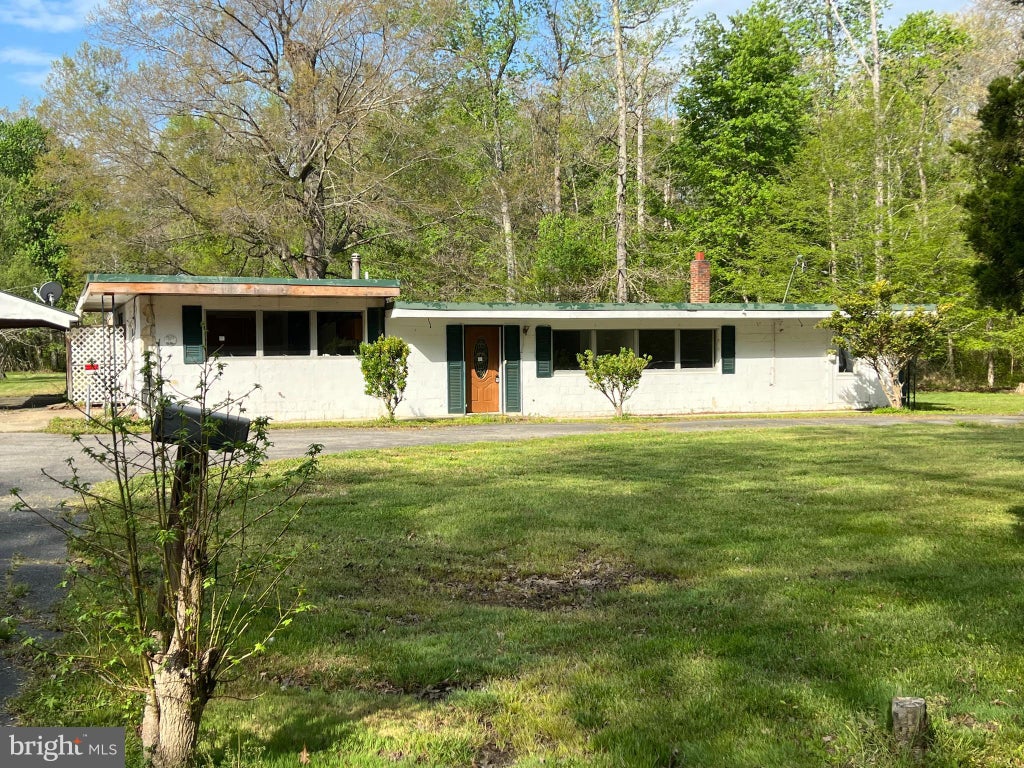 Photo of 6705 Bumpy Oak Road, LA PLATA, MD 20646 (MLS # MDCH2053556)
