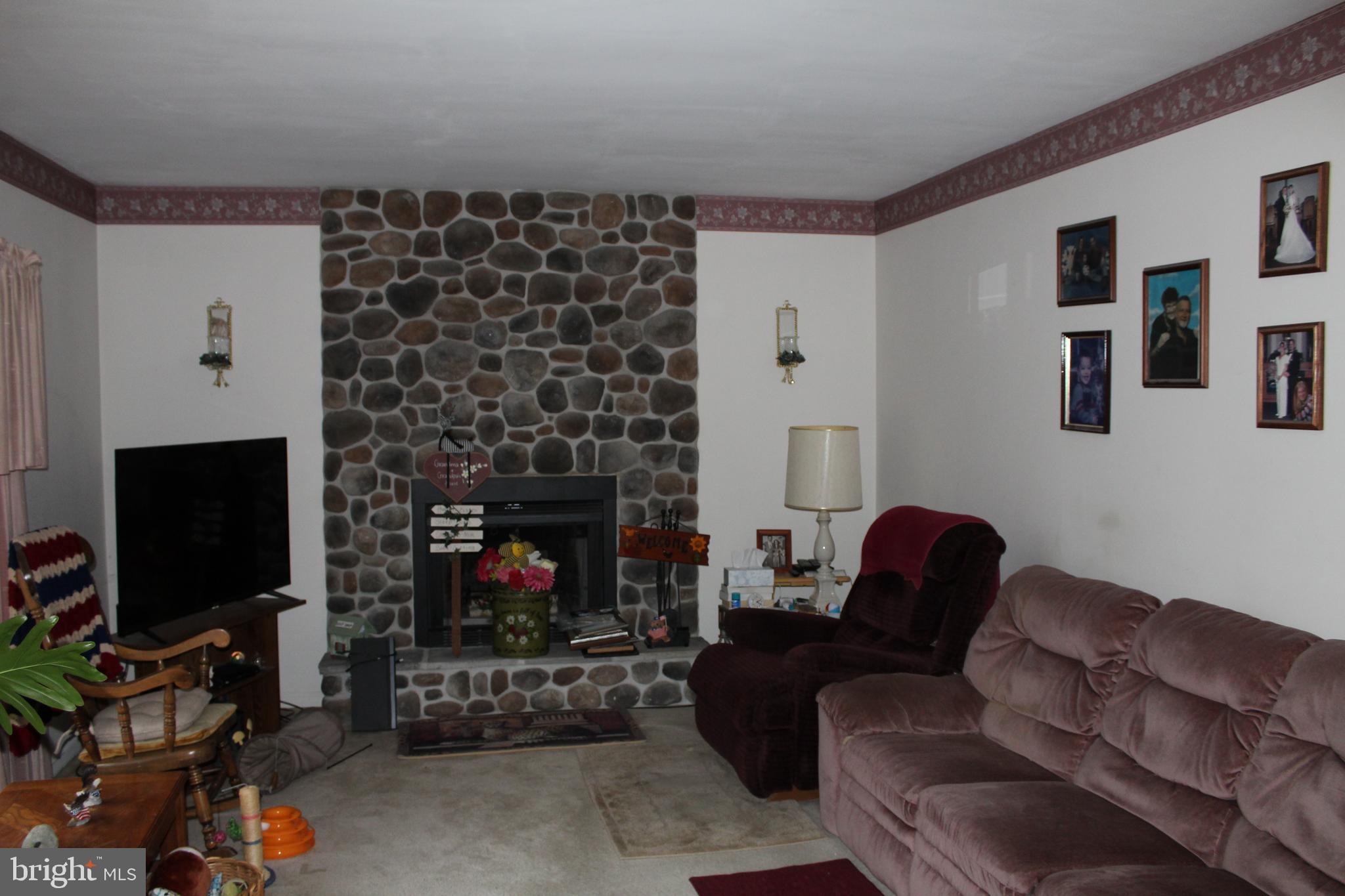 MAIDENCREEK - Residential