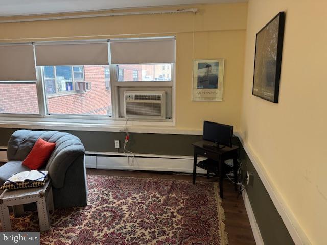 CENTER CITY - Residential