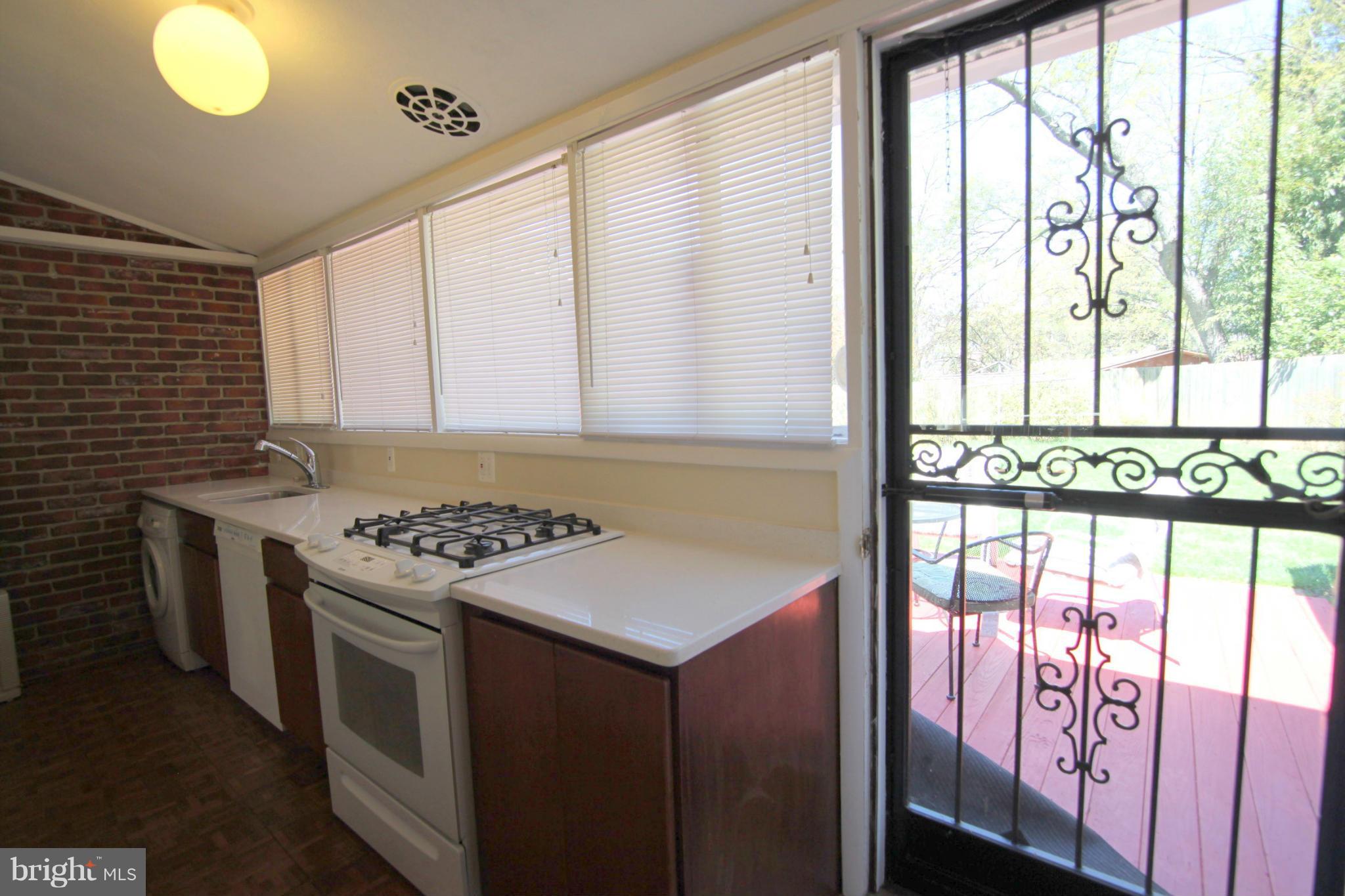 HAMMOND WOODS - Residential