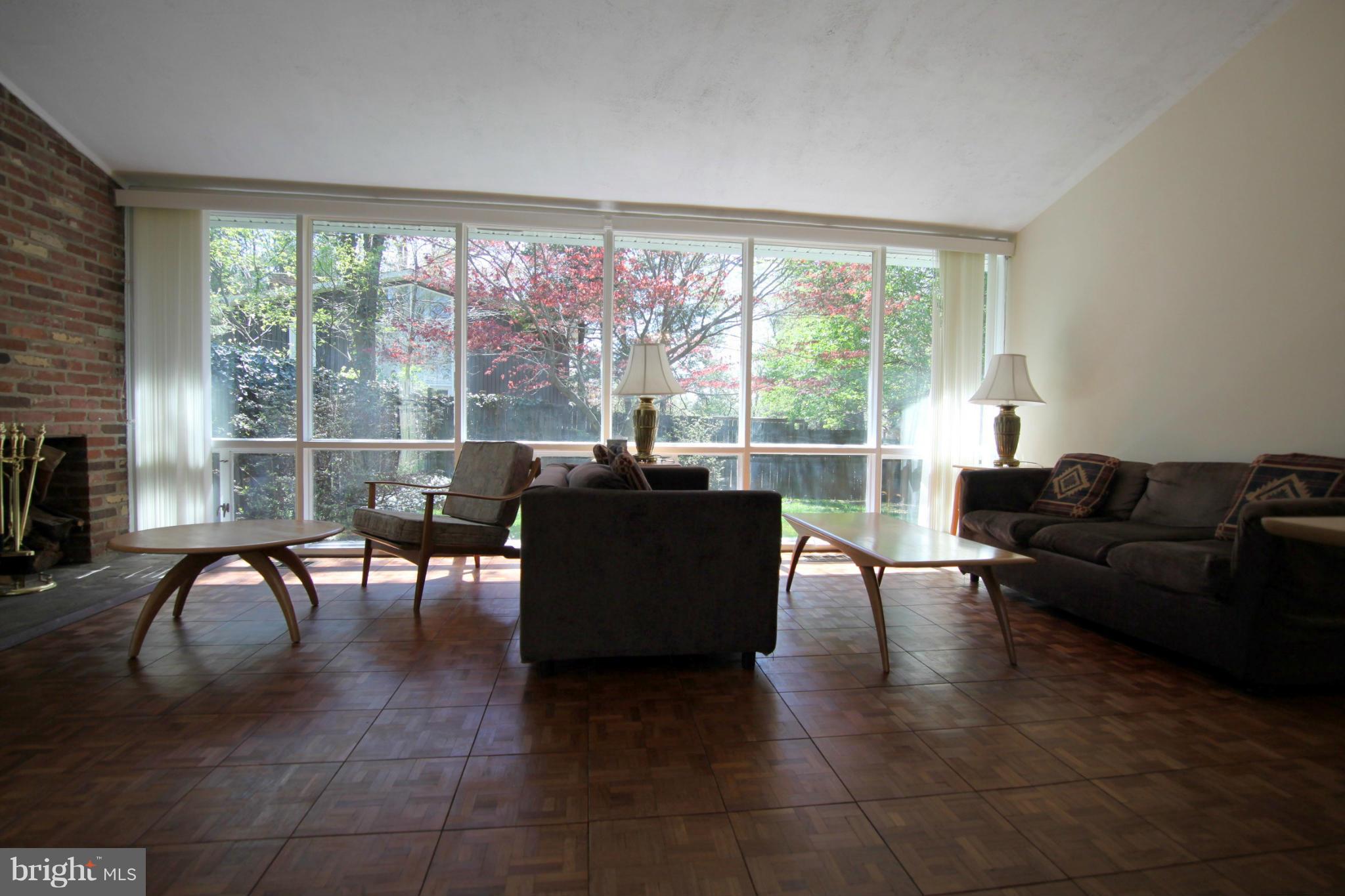 HAMMOND WOODS - Residential