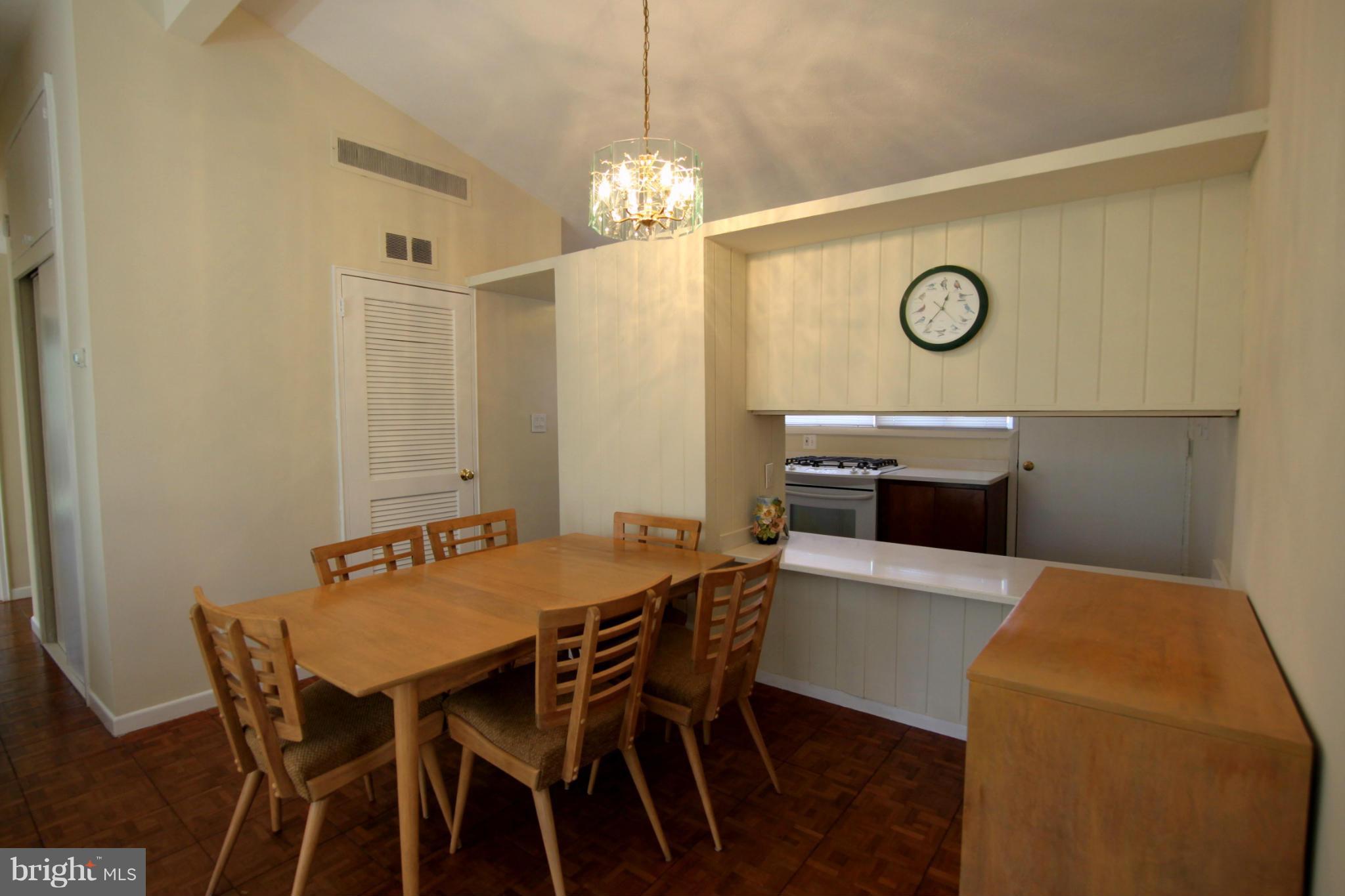 HAMMOND WOODS - Residential