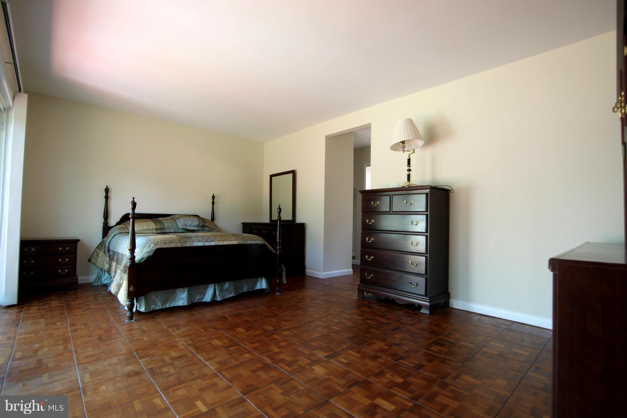 HAMMOND WOODS - Residential