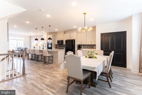 9722 GLASSY CREEK WAY UPPER MARLBORO MD 20772