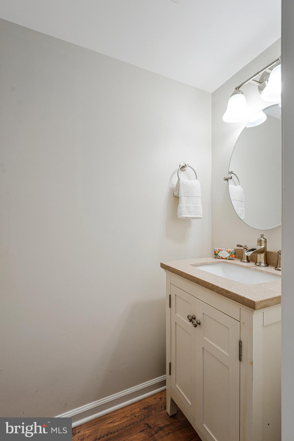 REFLECTION LAKE - Residential