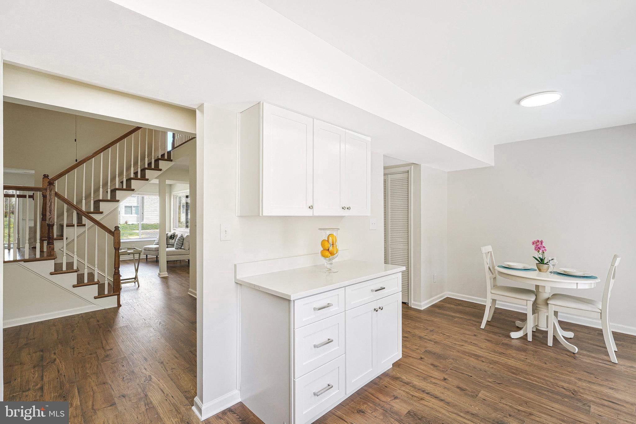 REFLECTION LAKE - Residential