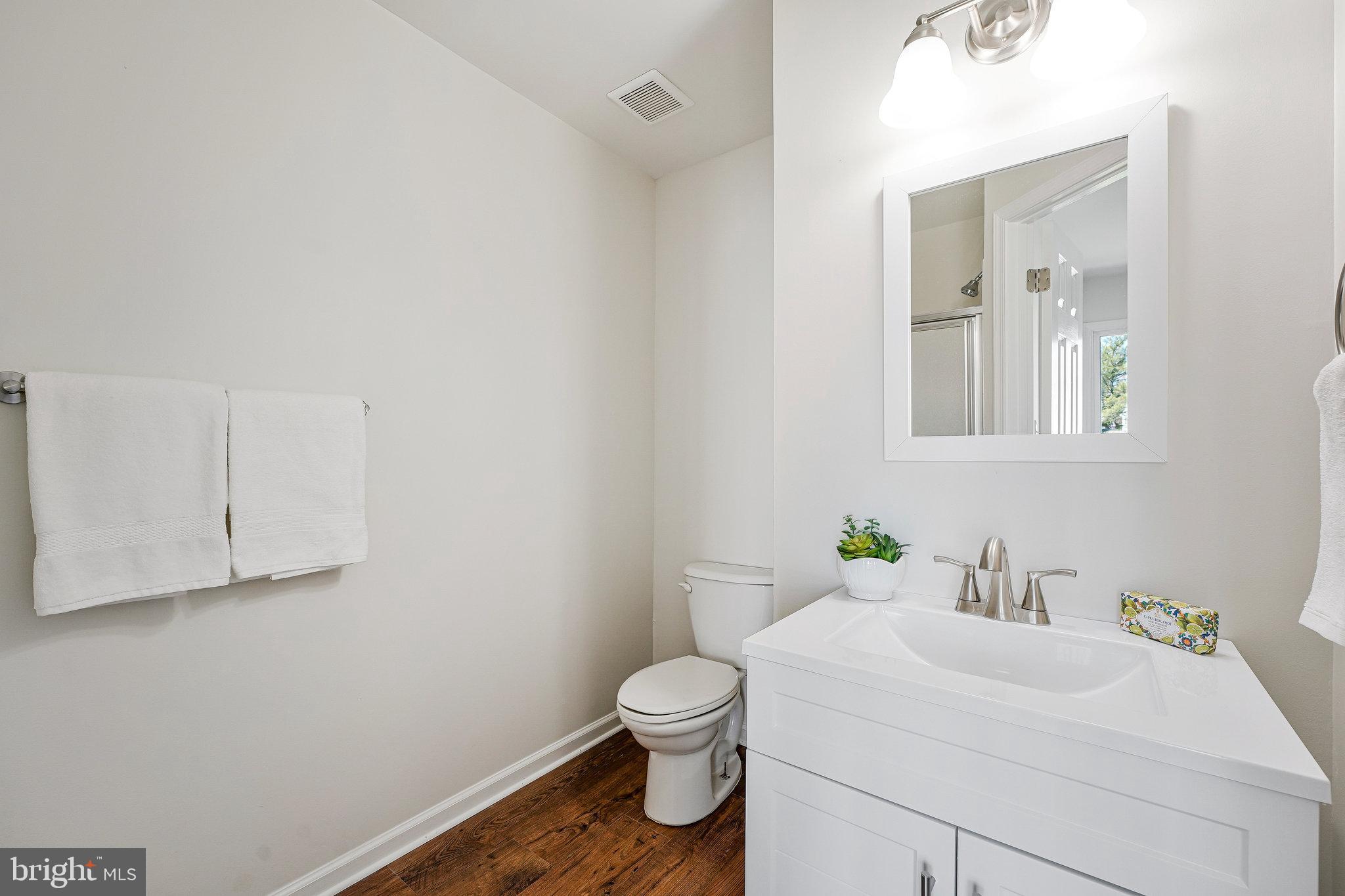 REFLECTION LAKE - Residential