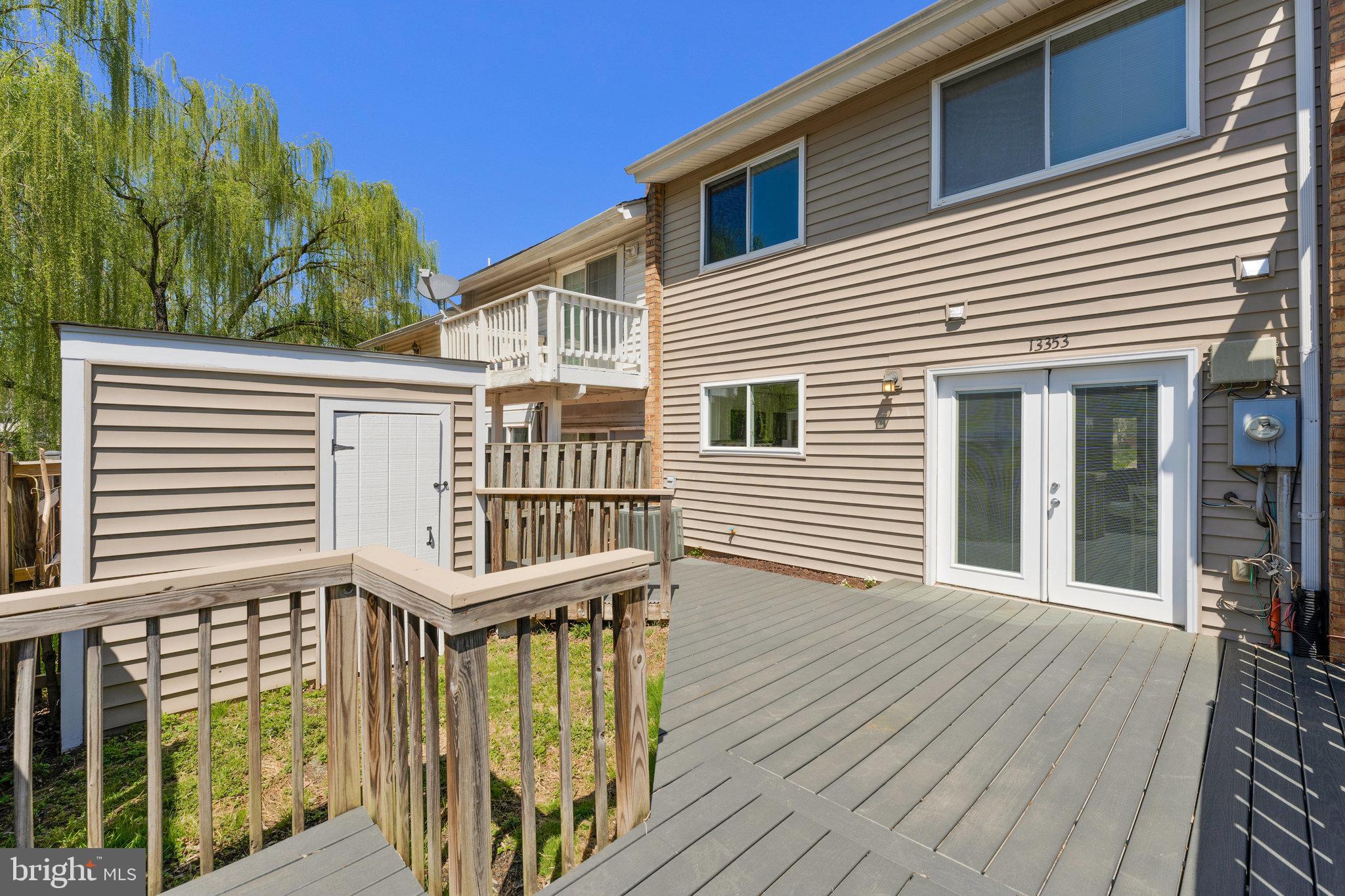 REFLECTION LAKE - Residential
