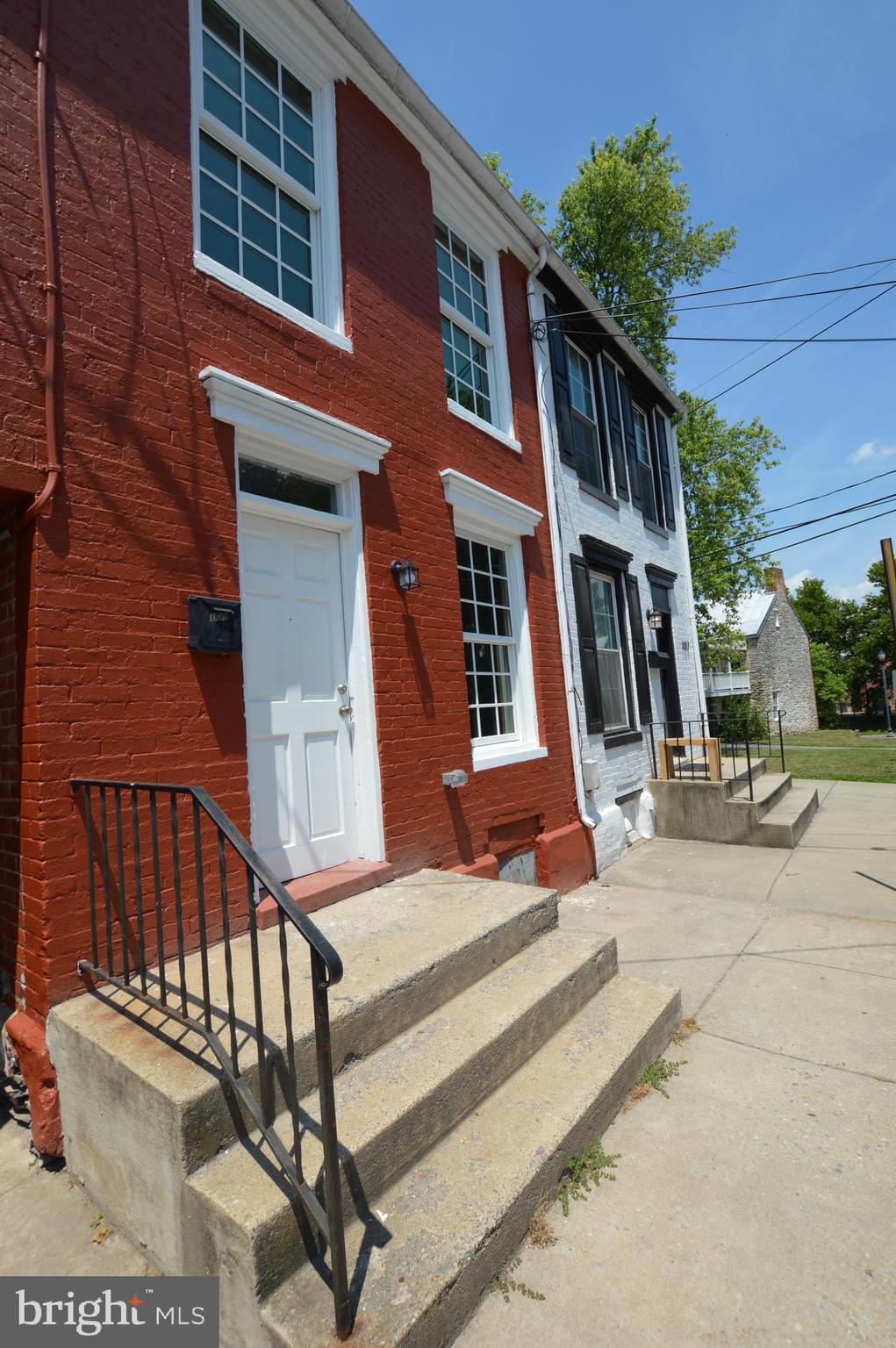 DOWNTOWN FREDERICK - Residential Lease