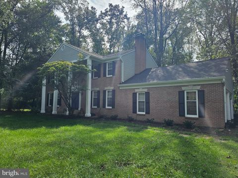 Photo of 601 Bryants Nursery Road, SILVER SPRING, MD 20905 (MLS # MDMC2210846)