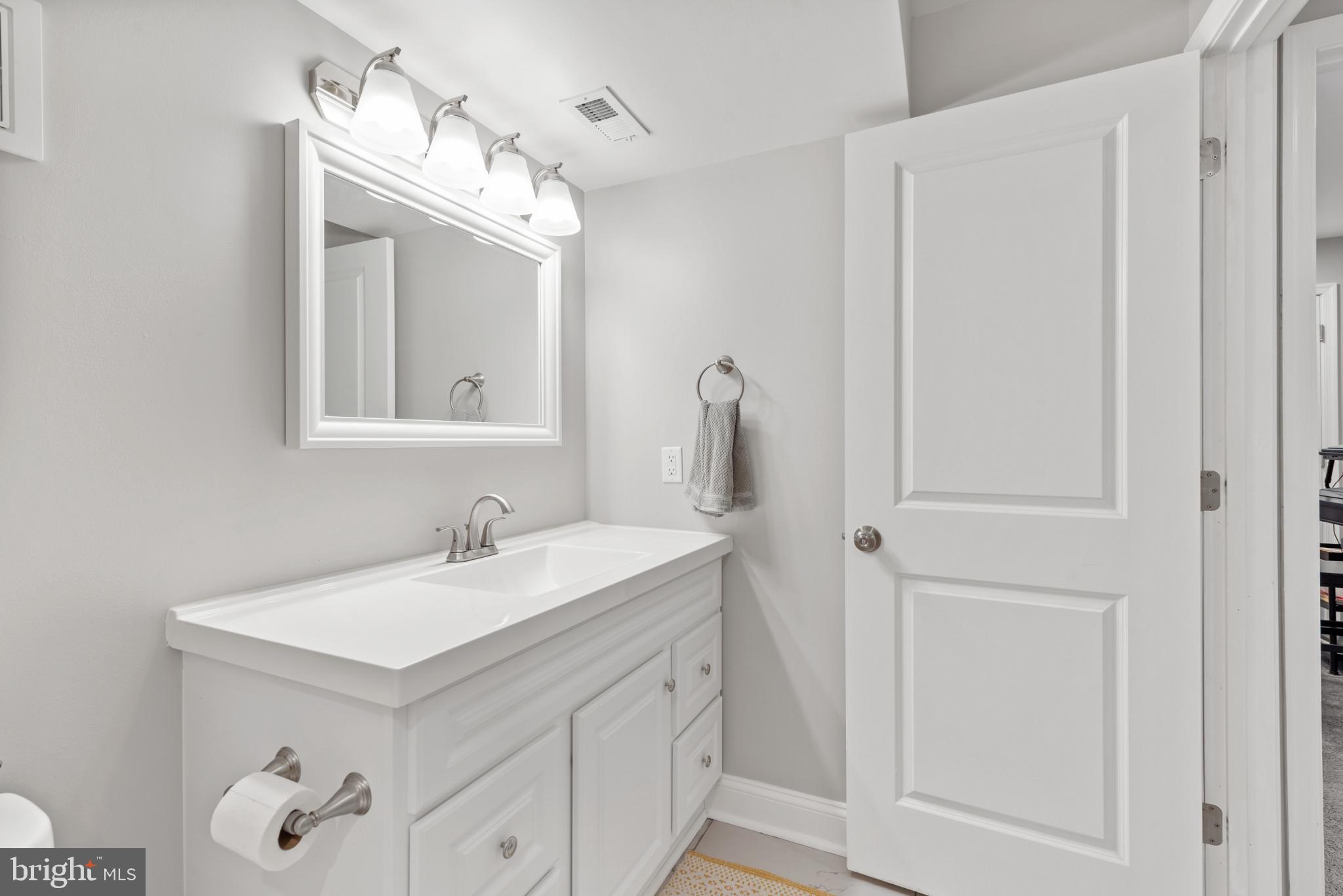 HIGHLANDTOWN - Residential