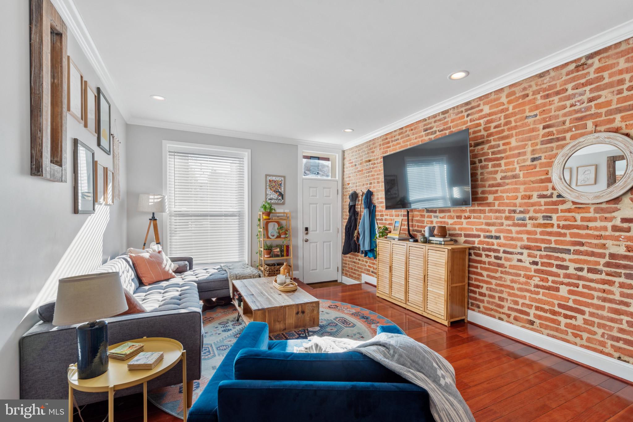 HIGHLANDTOWN - Residential