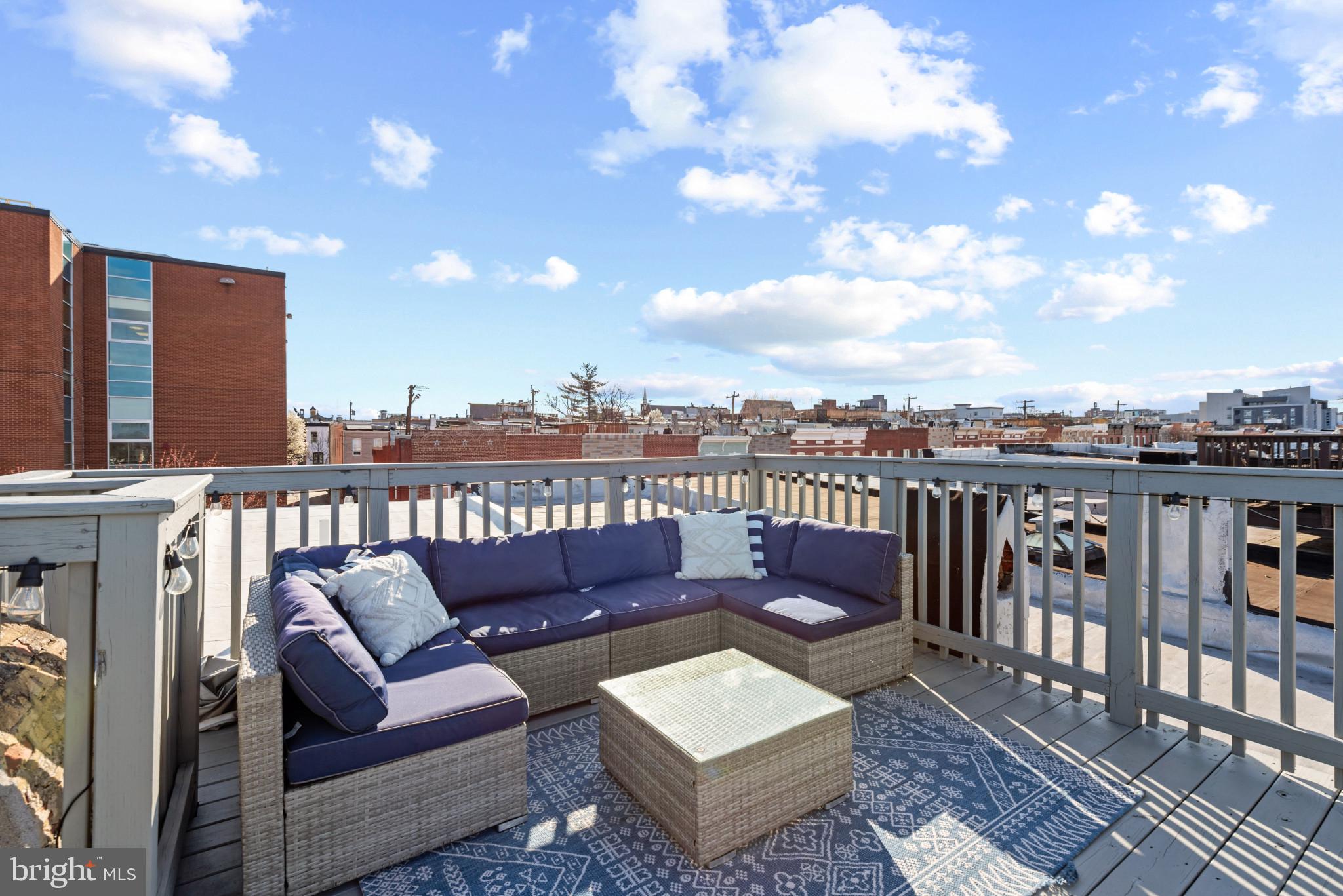 HIGHLANDTOWN - Residential