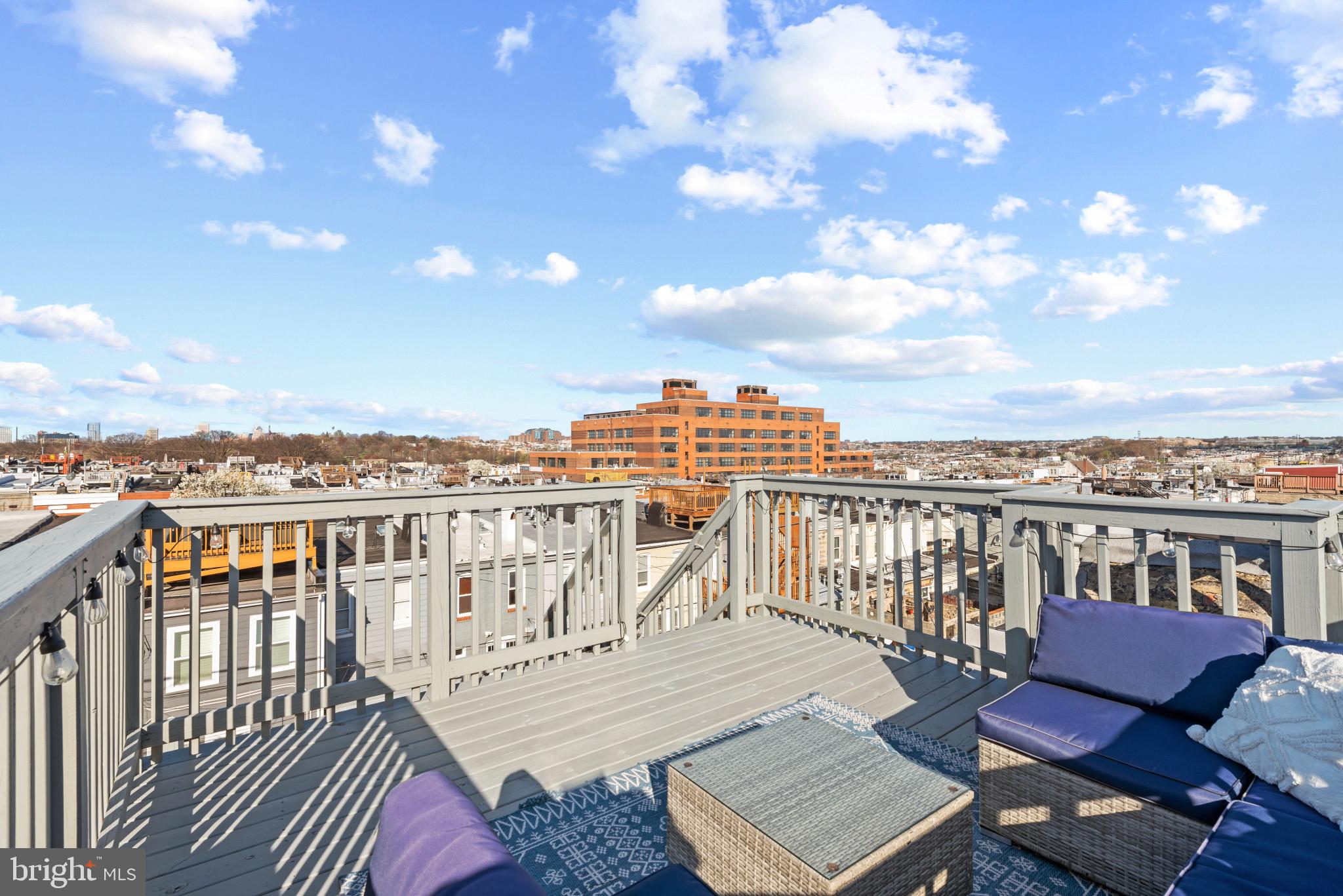 HIGHLANDTOWN - Residential