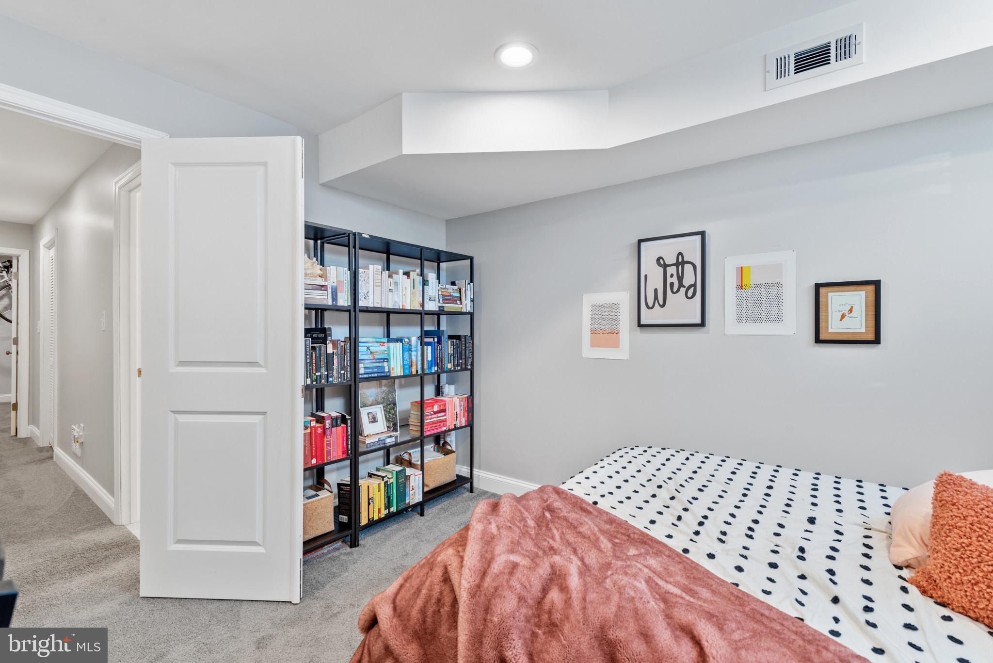 HIGHLANDTOWN - Residential