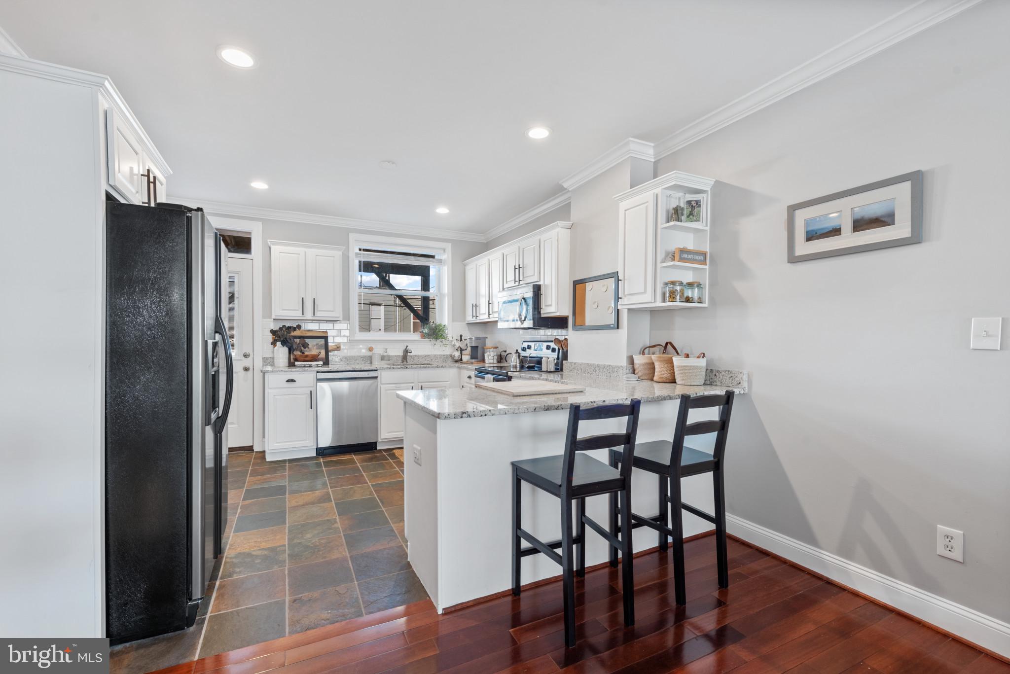 HIGHLANDTOWN - Residential