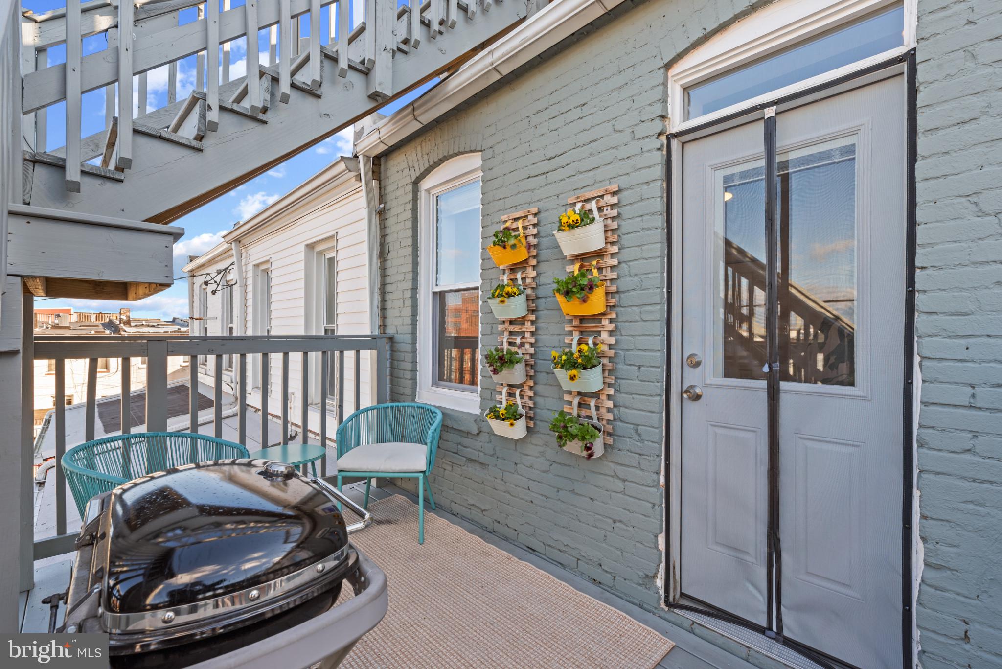 HIGHLANDTOWN - Residential