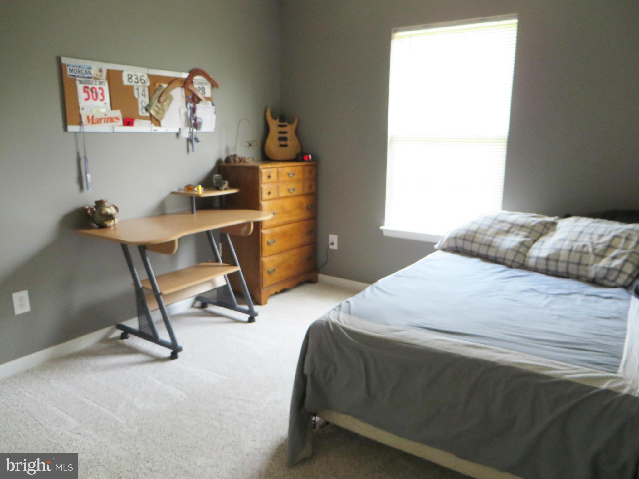 HUNTING QUARTERS - Residential