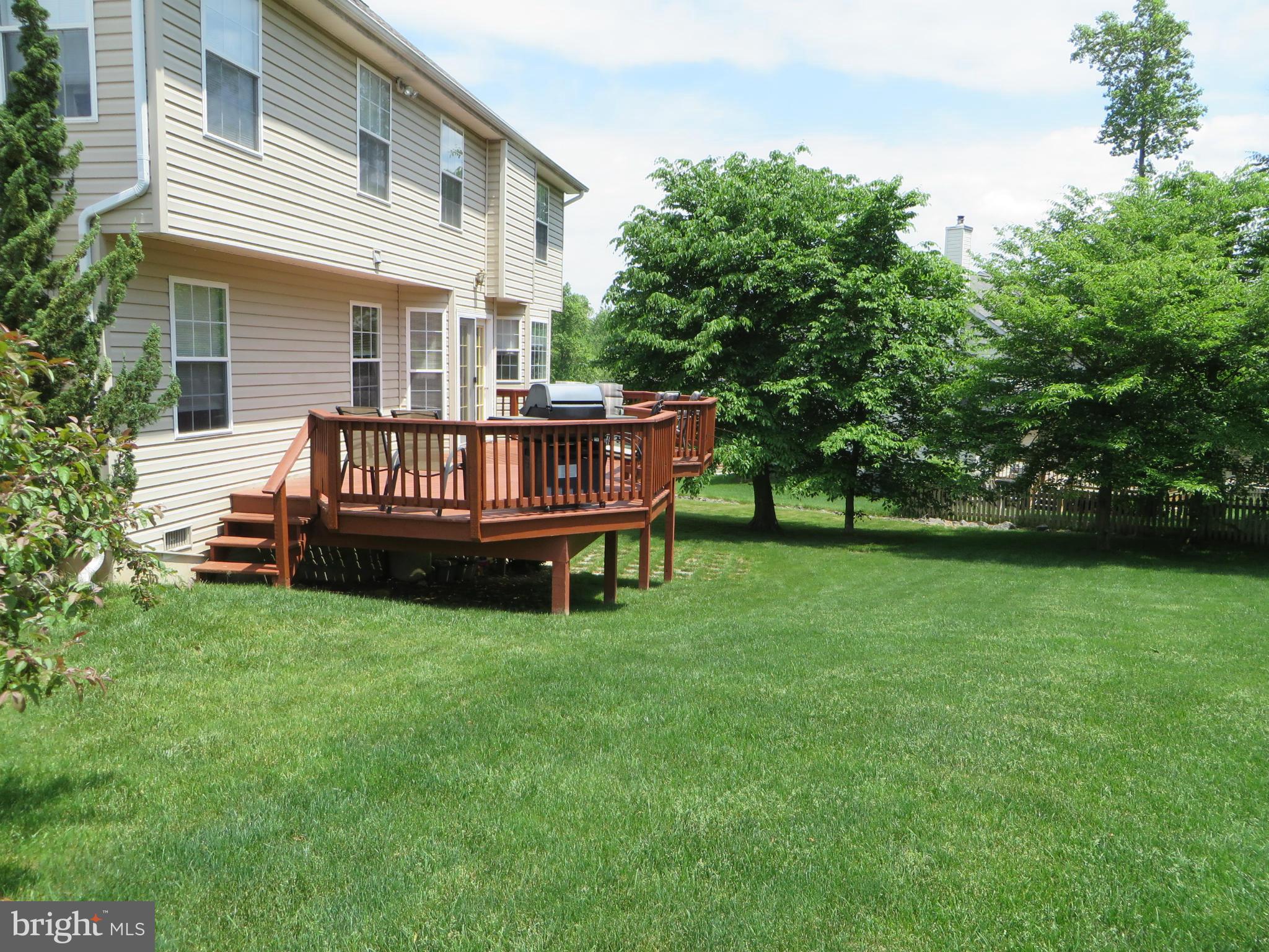 HUNTING QUARTERS - Residential