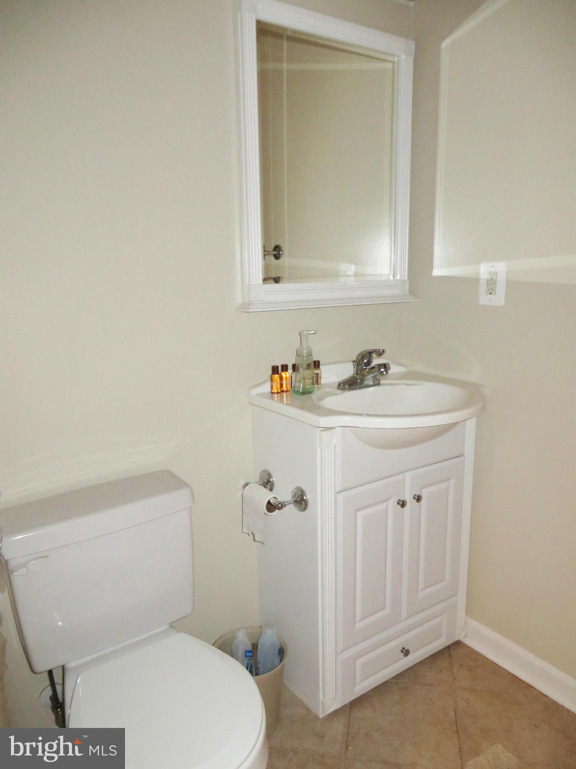 HUNTING QUARTERS - Residential