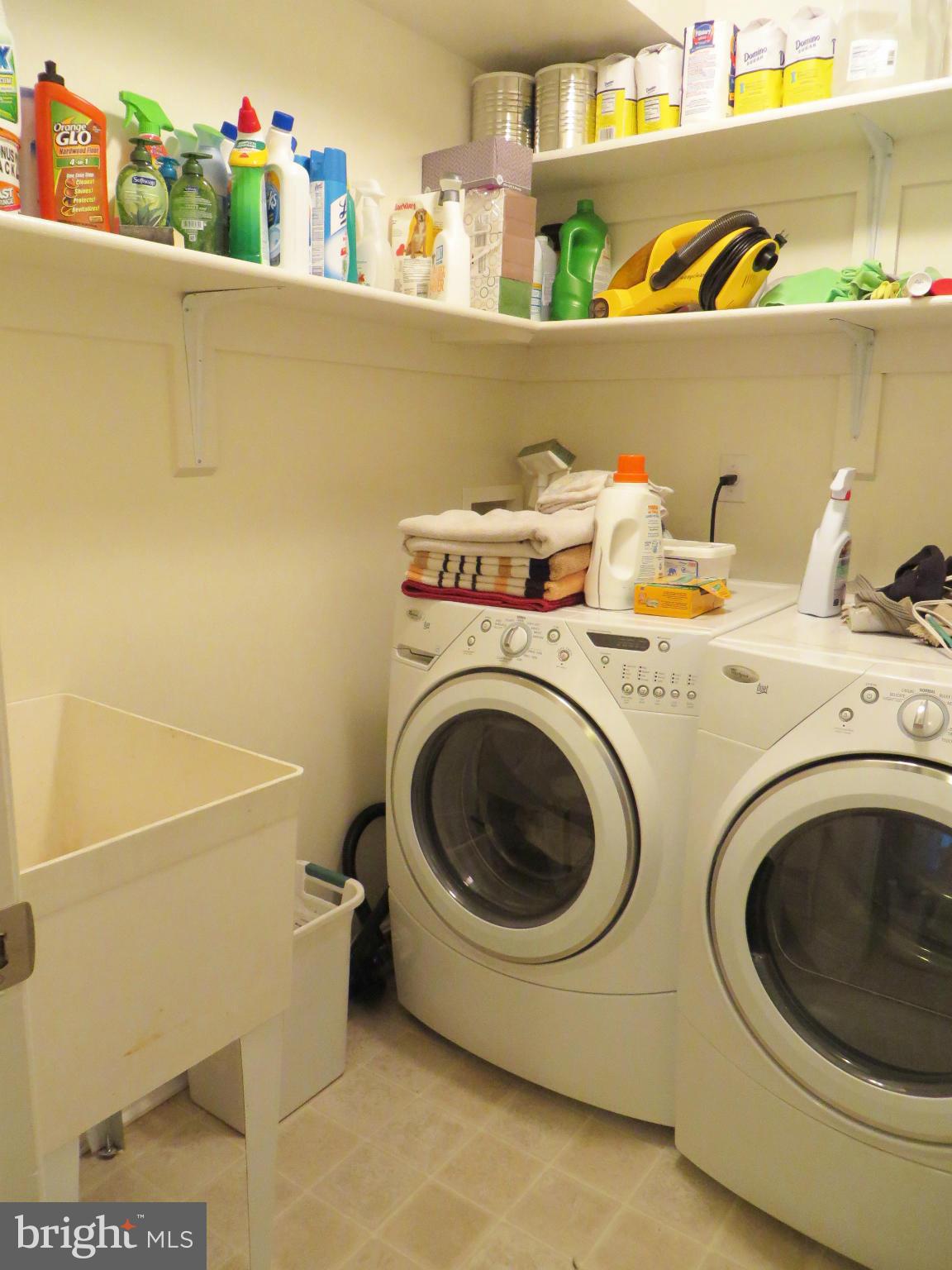 HUNTING QUARTERS - Residential