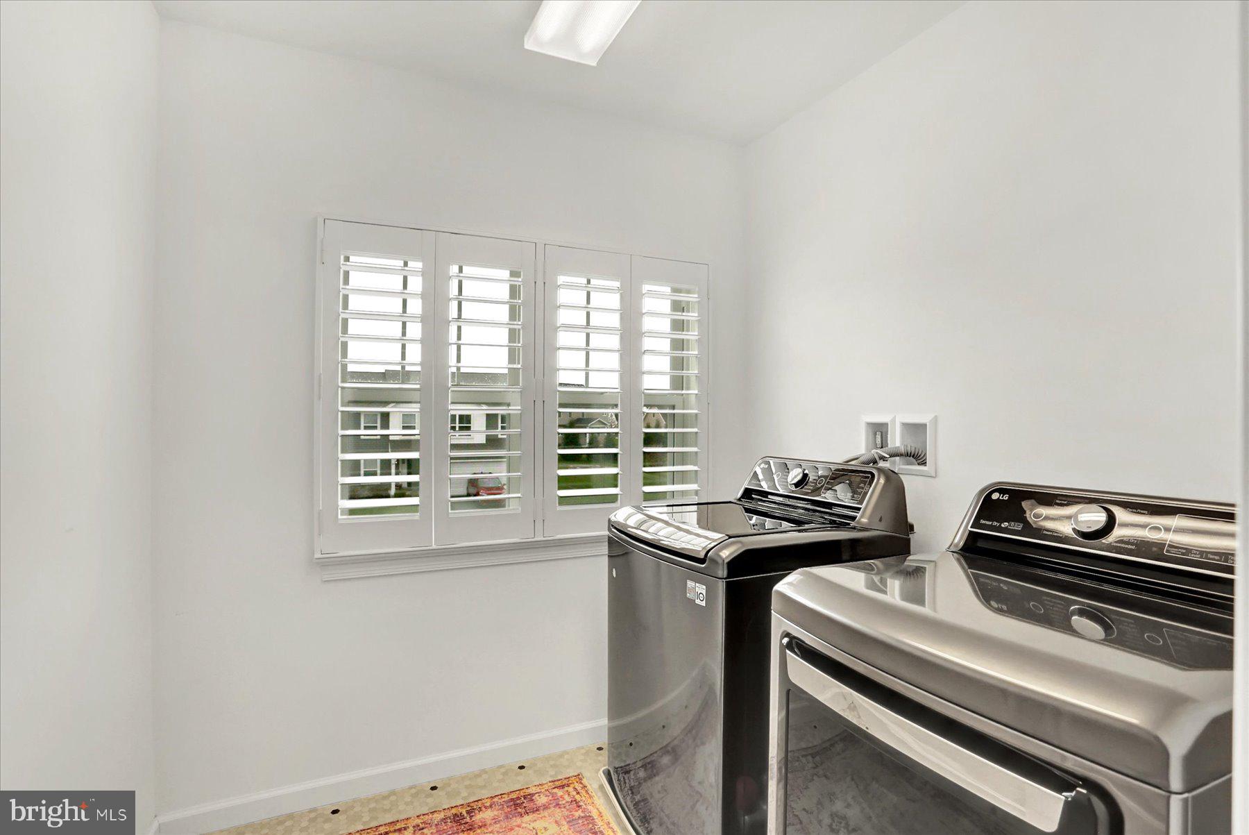 MEADOWBROOK FARMS - Residential