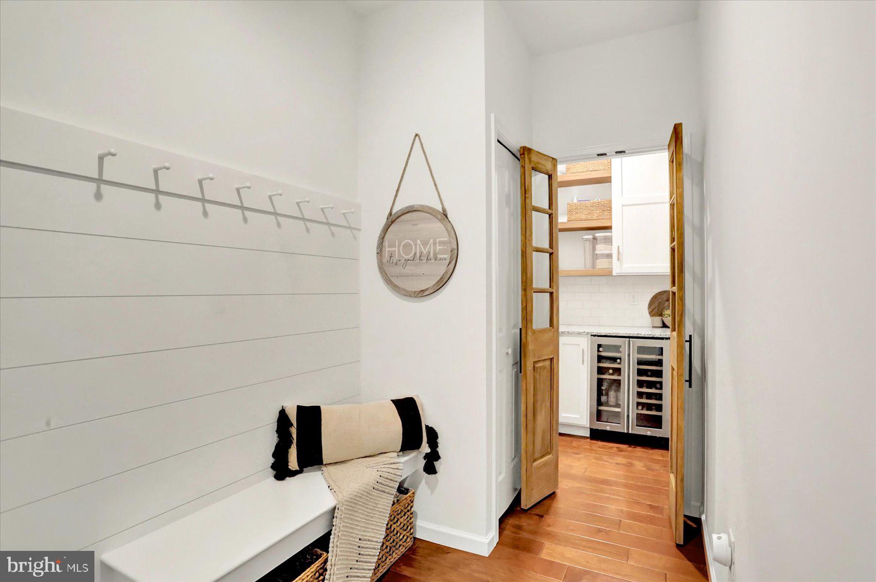 MEADOWBROOK FARMS - Residential