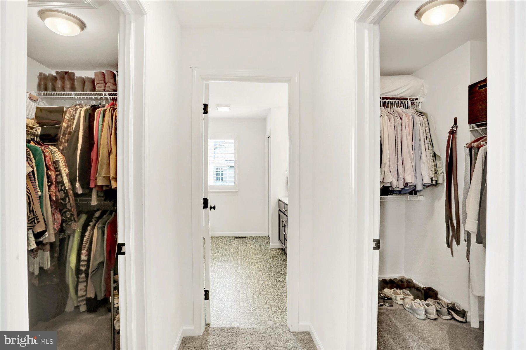 MEADOWBROOK FARMS - Residential