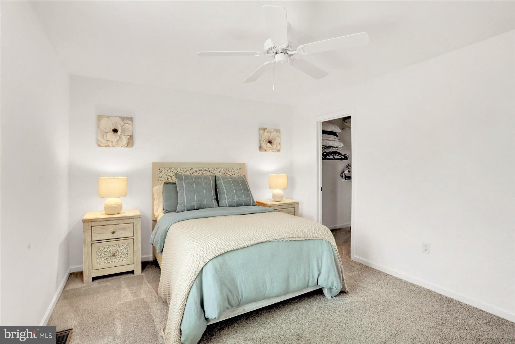 MEADOWBROOK FARMS - Residential