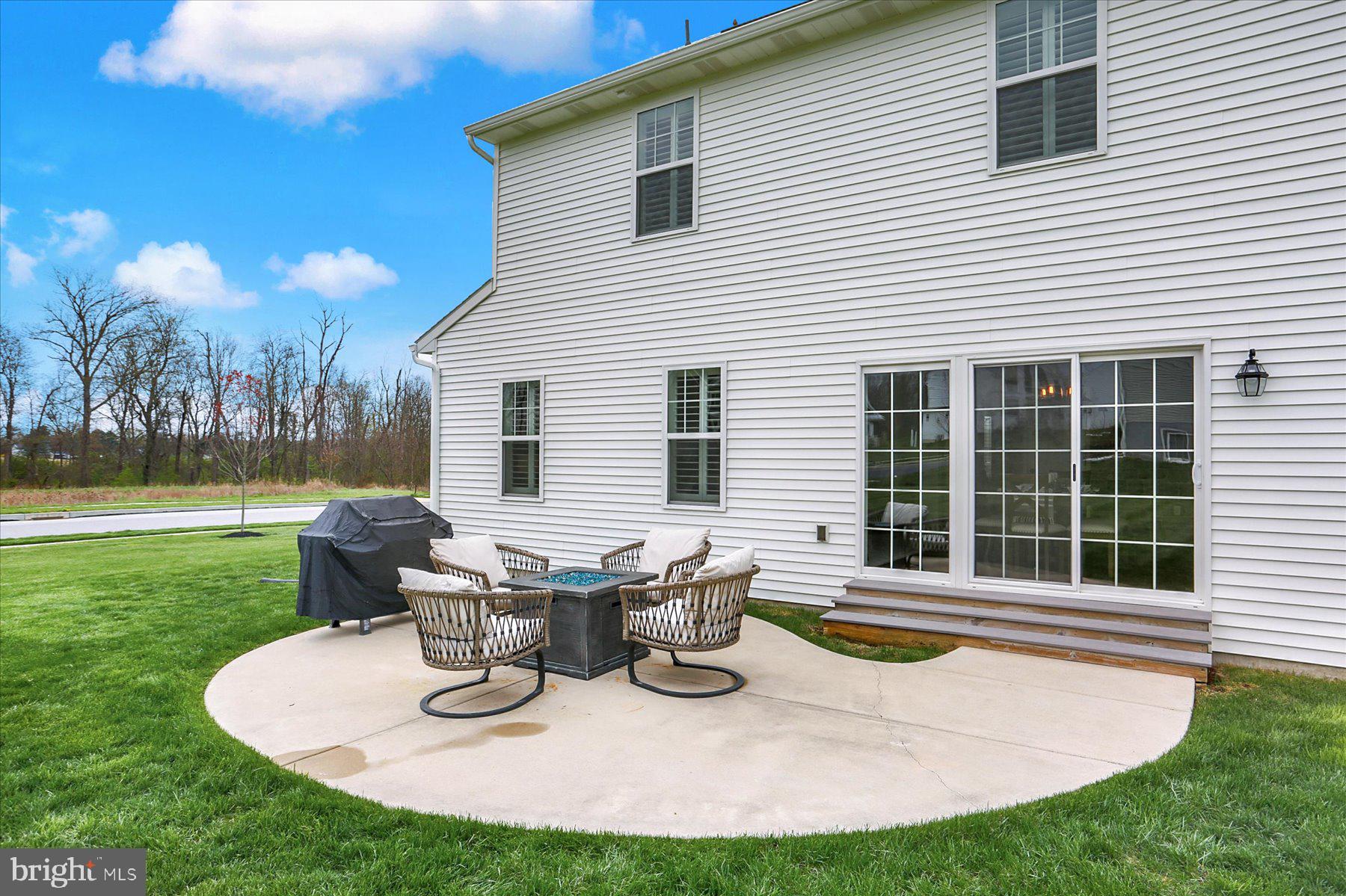 MEADOWBROOK FARMS - Residential