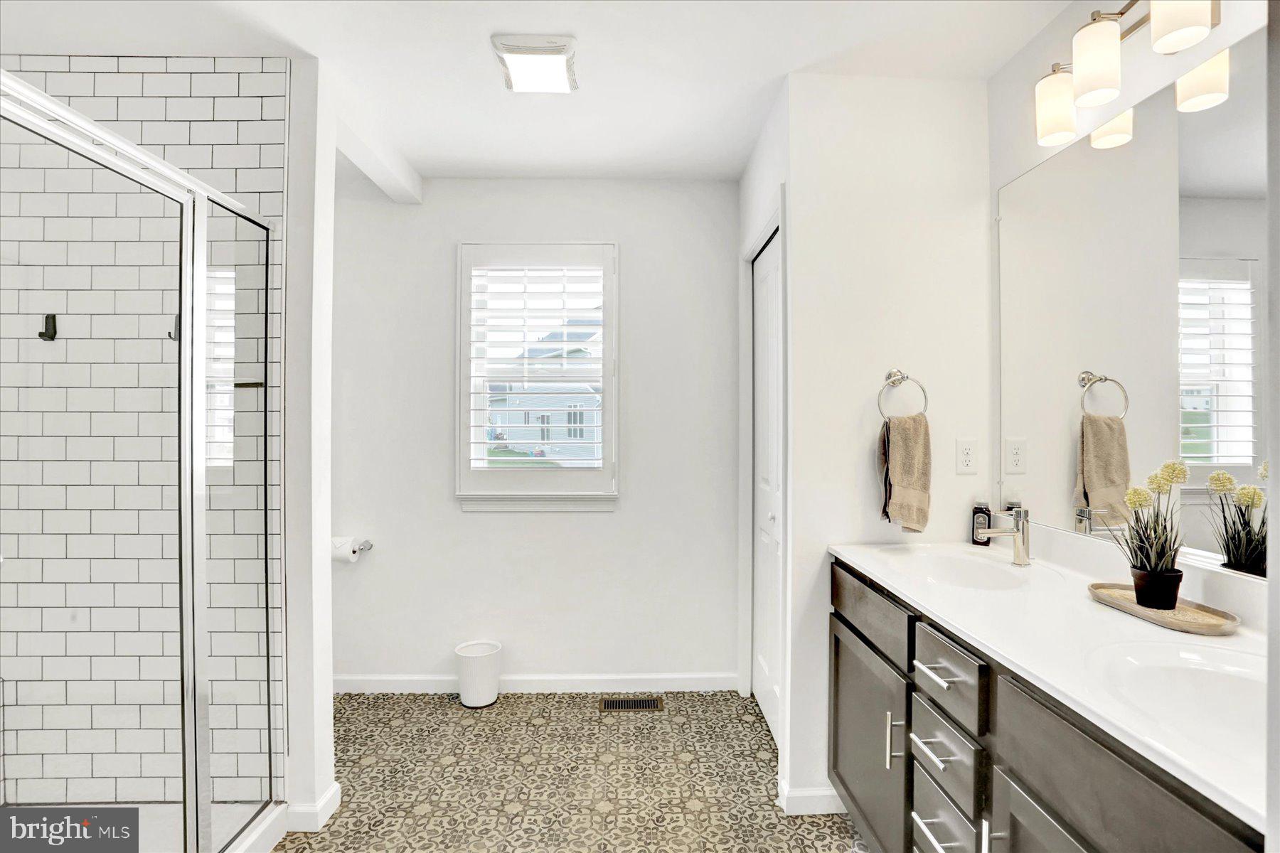 MEADOWBROOK FARMS - Residential